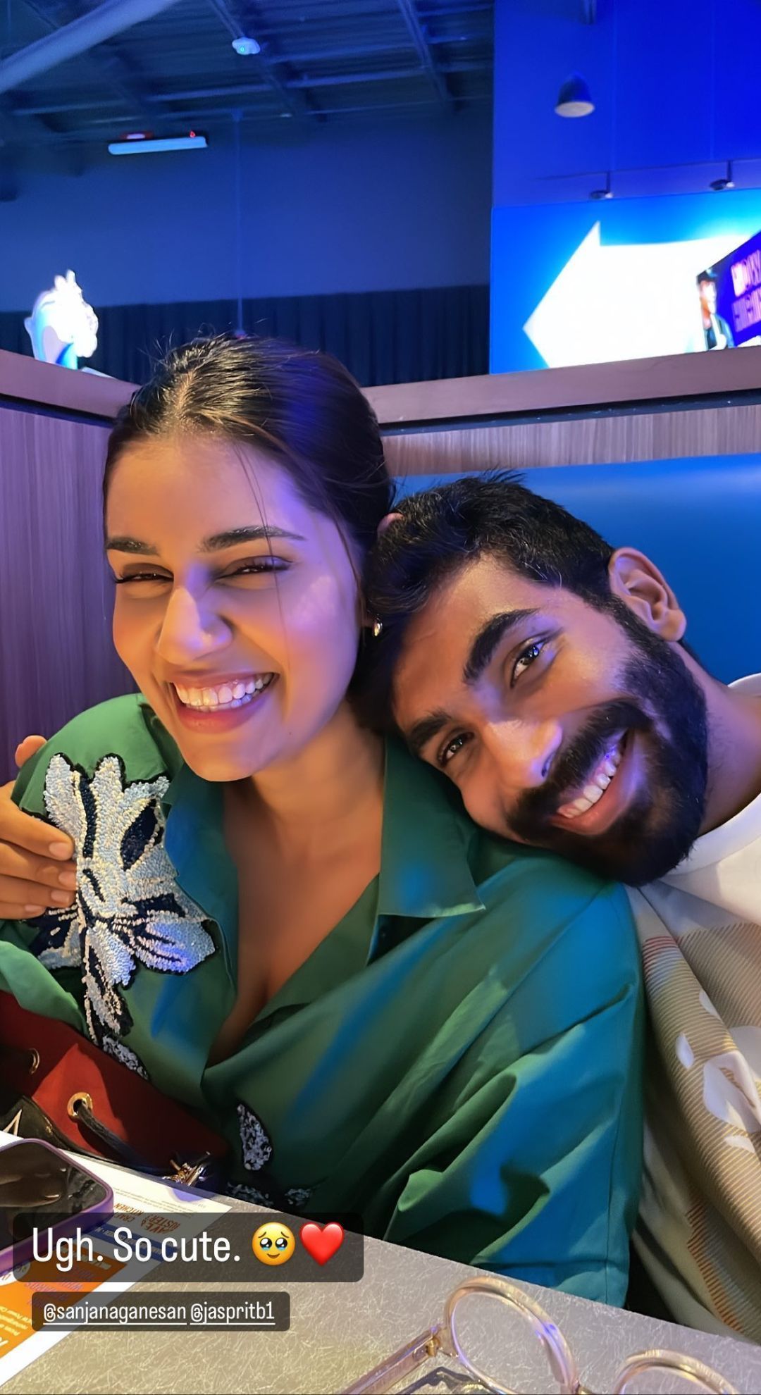 Jasprit Bumrah (R) and Sanjana Ganesan on a dinner date. (Credit: Instagram)