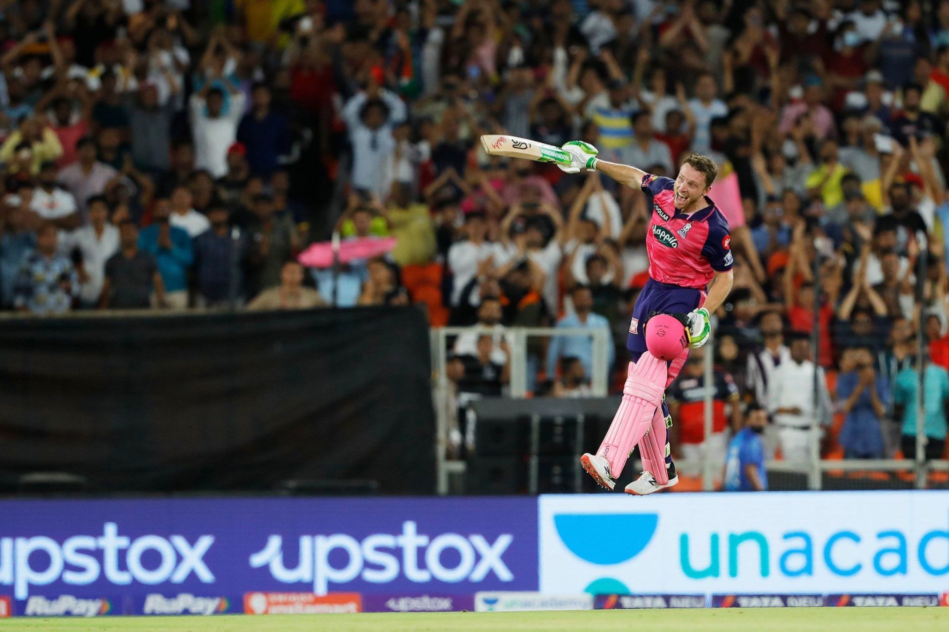 Jos Buttler had a memorable IPL 2022 with the bat. (Credits: Getty)