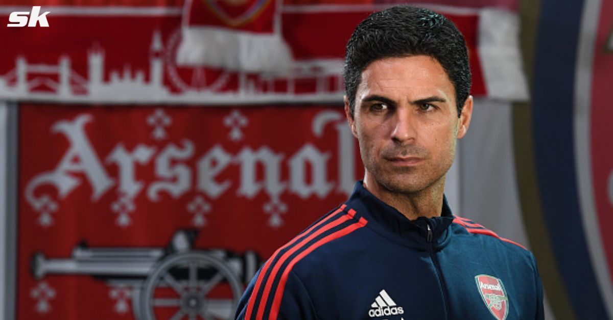 Arsenal manager Mikel Arteta looks on.