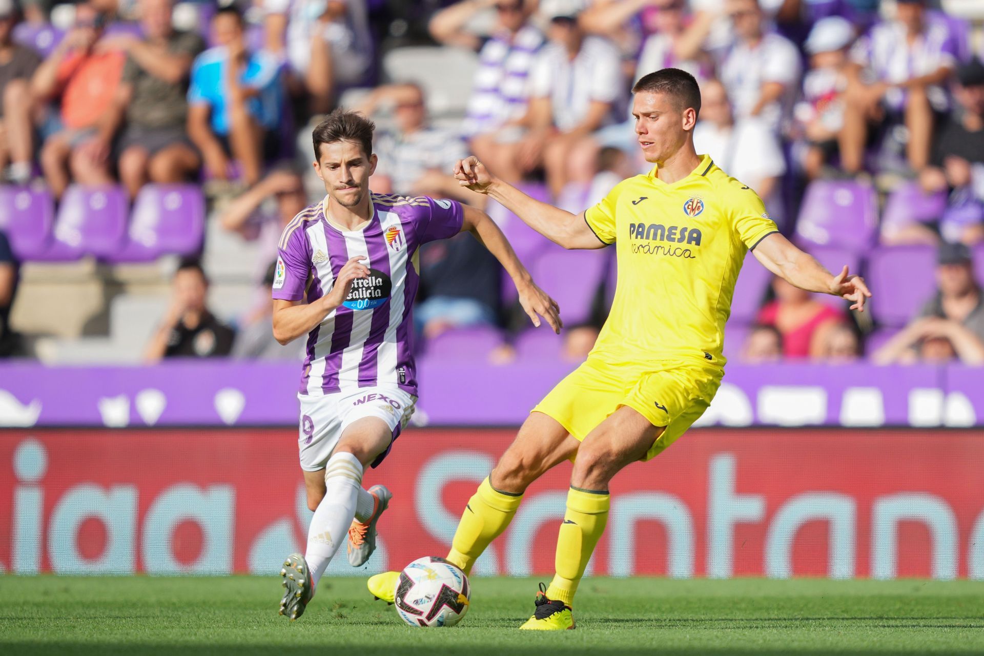 Foyth (right) had been on Barca's radar