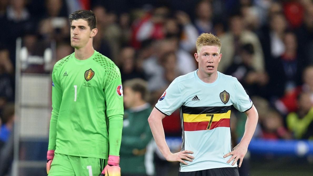 Thibaut Courtois and Kevin De Bruyne (cred: Scorum)