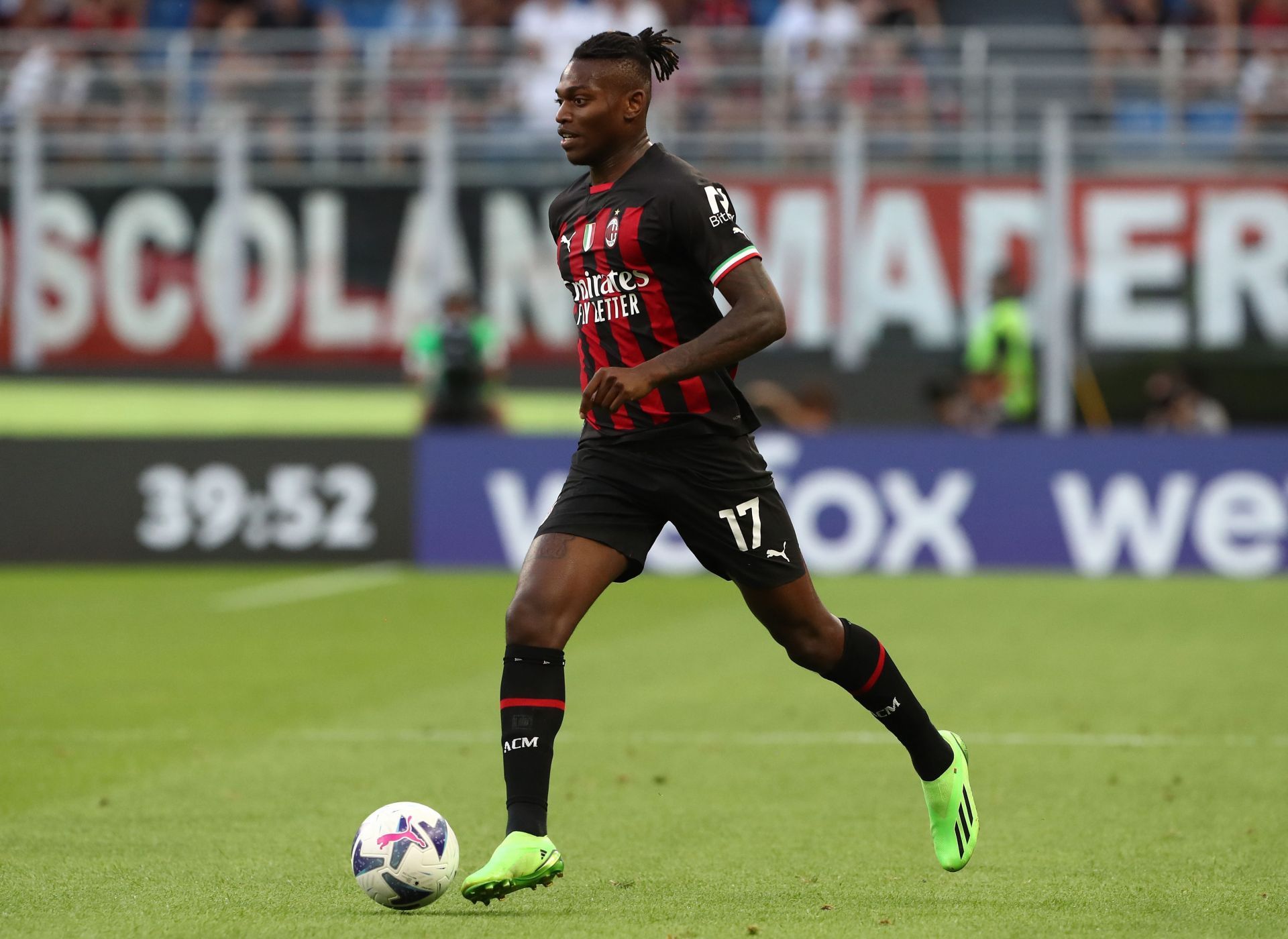 AC MIlan are unlikely to part with Rafael Leao in order to sign Cristiano Ronaldo
