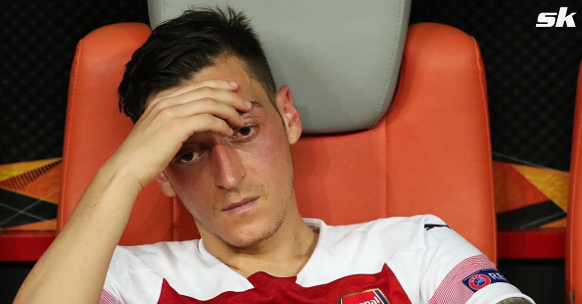 Former Arsenal star Mesut Ozil endures nightmare debut for new side