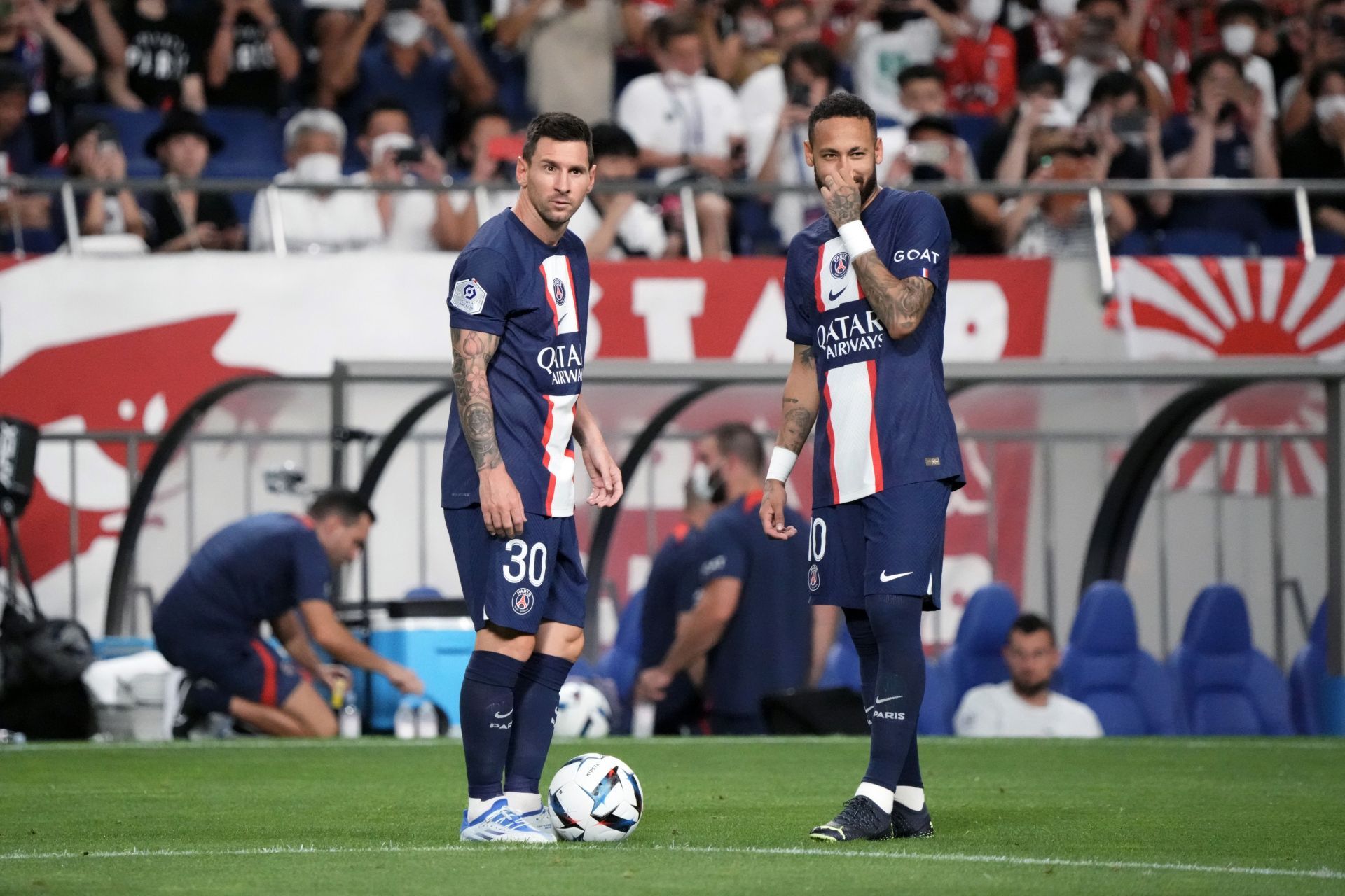 Lionel Messi (left) and Neymar Jr. (right)