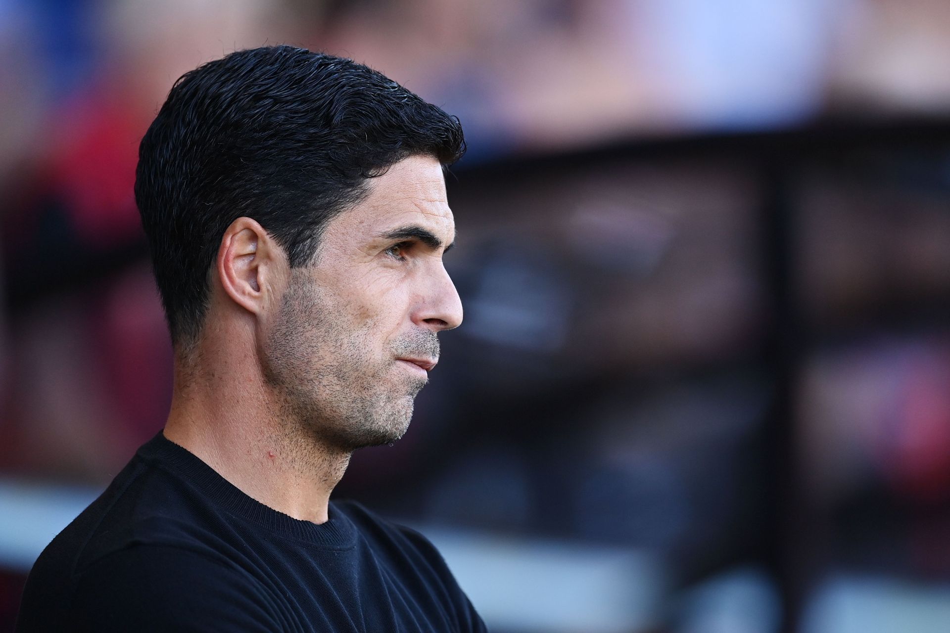 Arsenal manager Mikel Arteta looks on