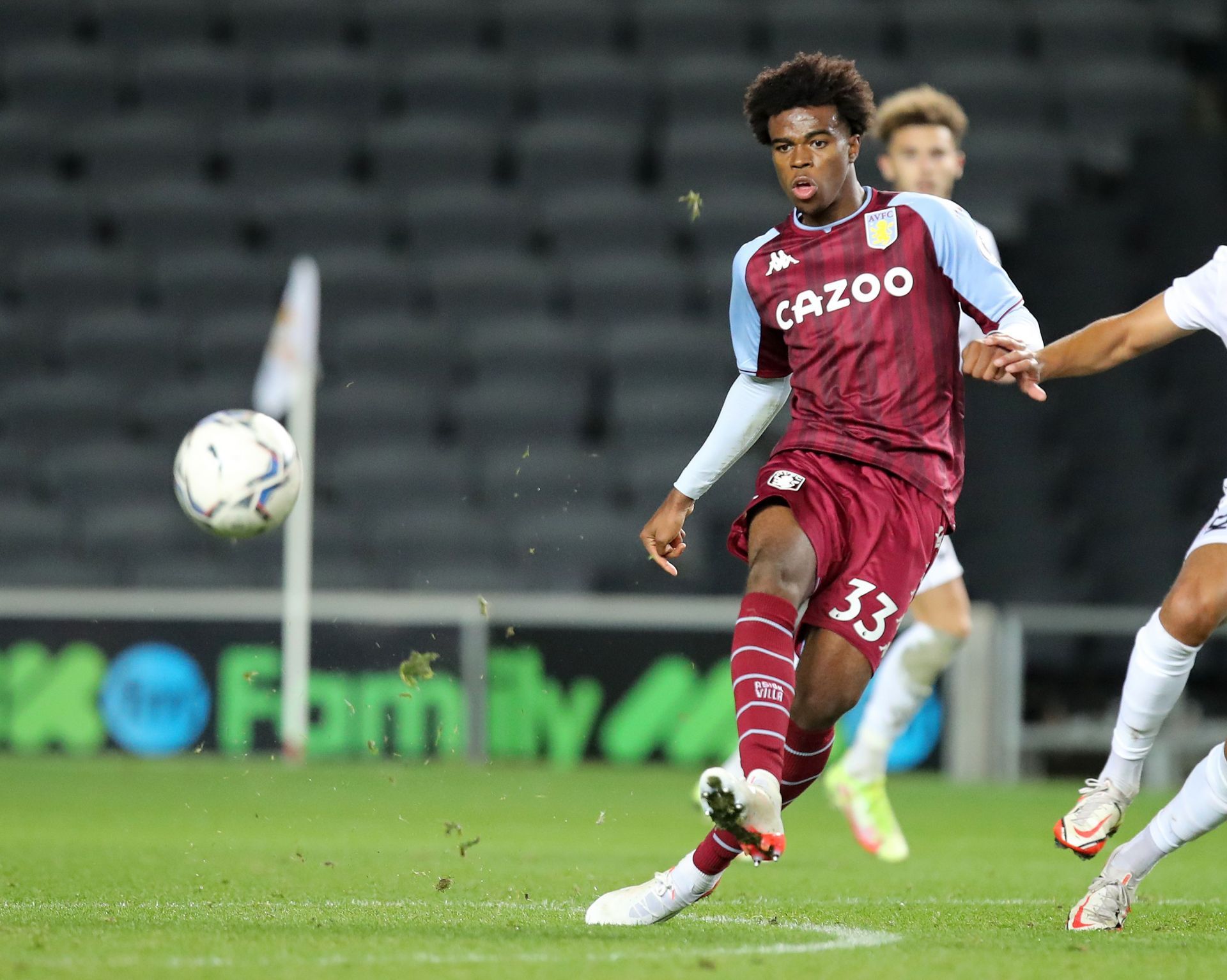 Milton Keynes Dons v Aston Villa U21 - Papa John&#039;s Trophy