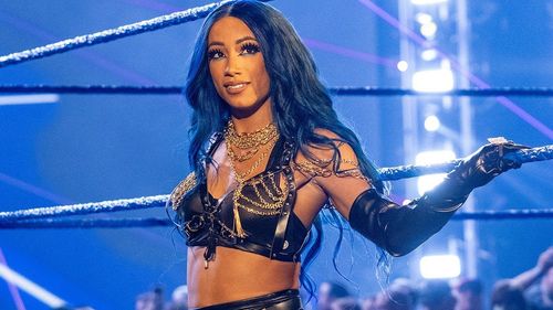 Sasha Banks and Naomi's status with WWE is still up in the air!