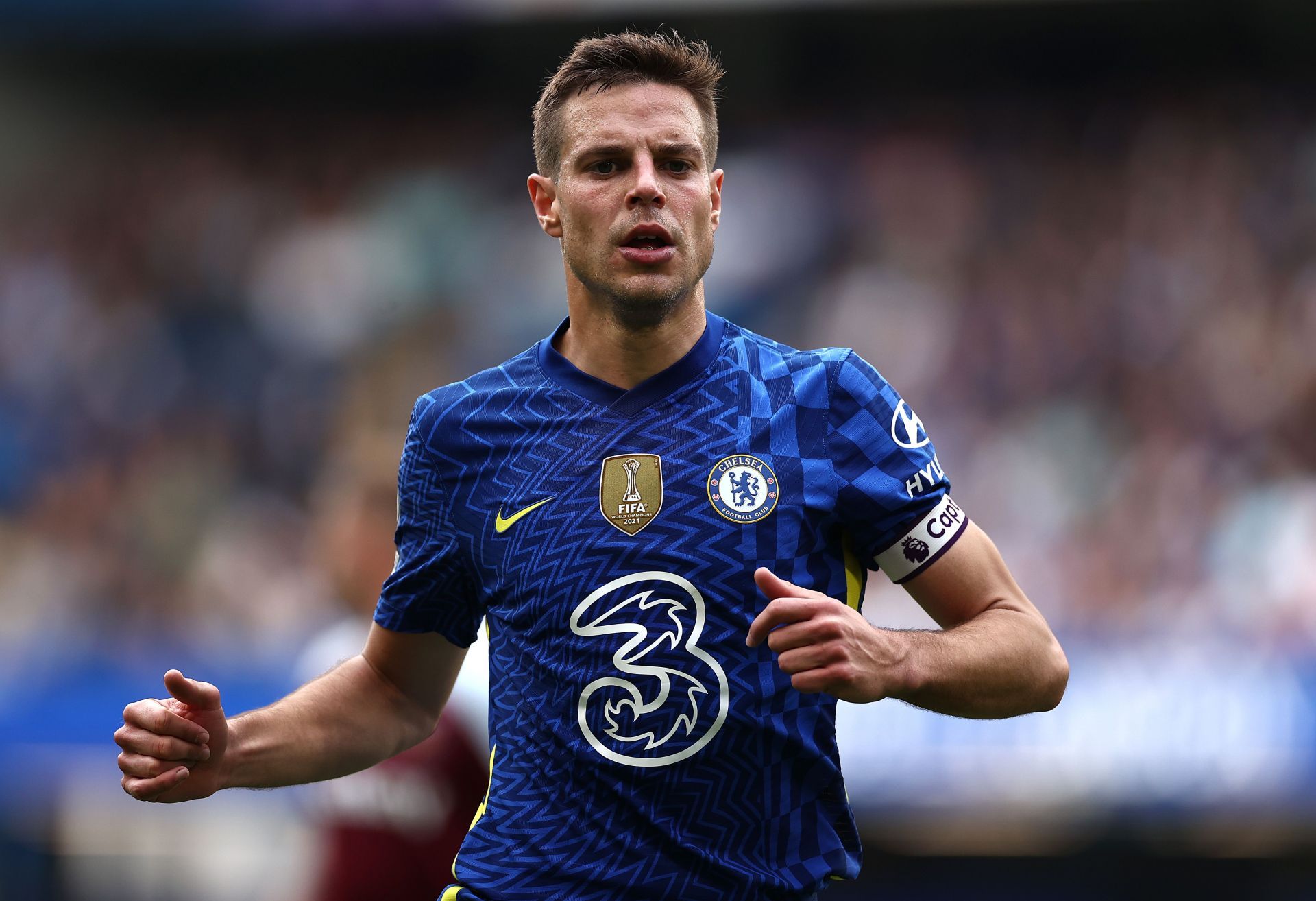 Cesar Azpilicueta will continue at Stamford Bridge until 2024