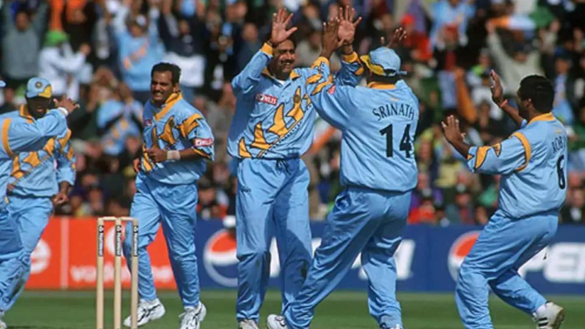 Chasing 228 against India in the 1999 World Cup, Pakistan were all out for just 180. (P.C.:Twitter)