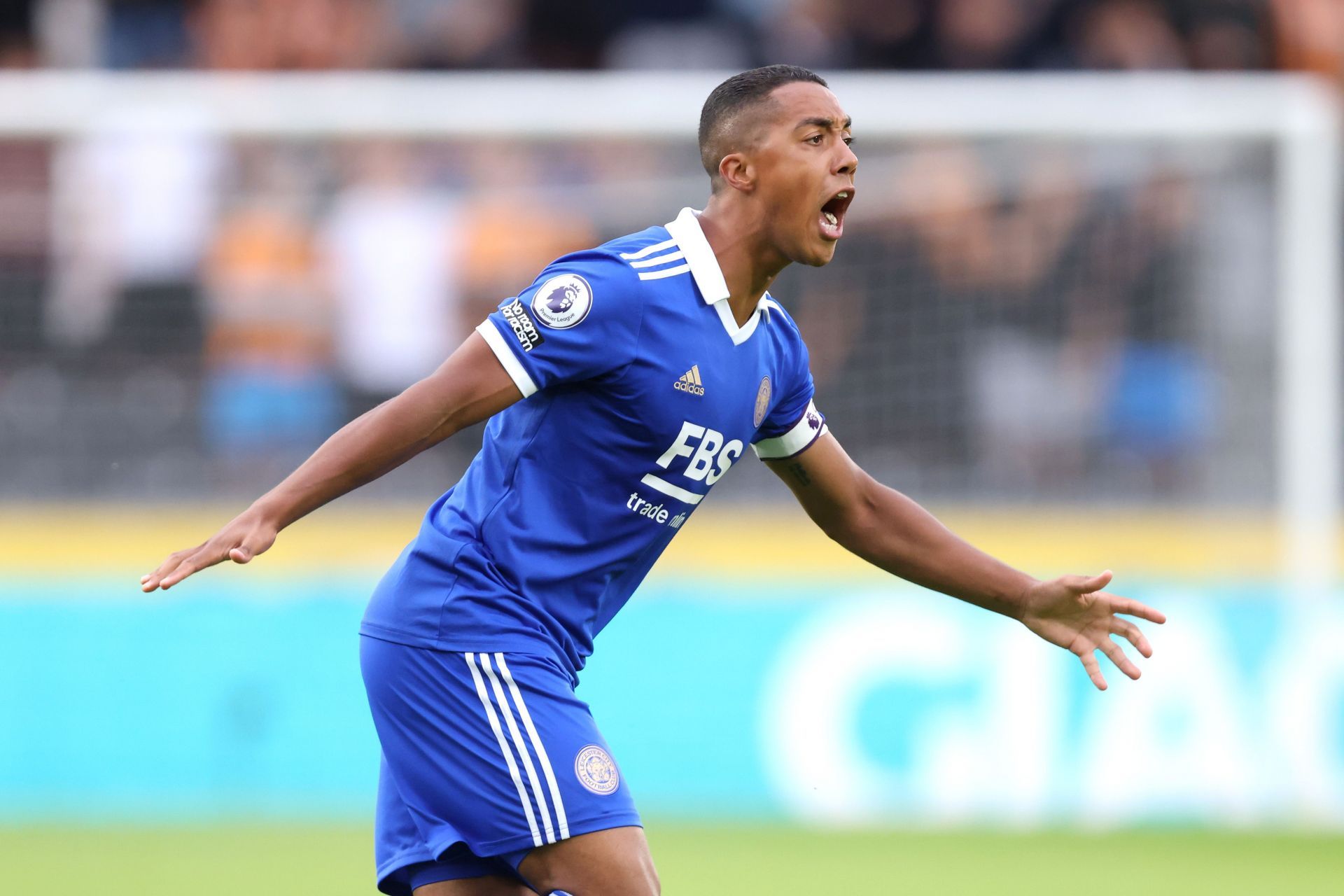 Youri Tielemans is eager to leave the King Power Stadium.