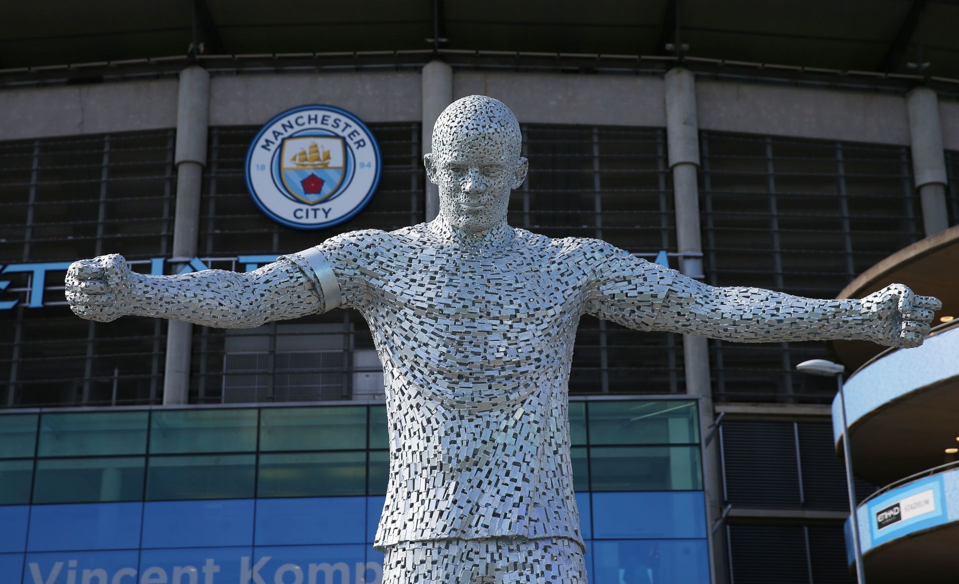 Vincent Kompany&#039;s statue outside Etihad Stadium