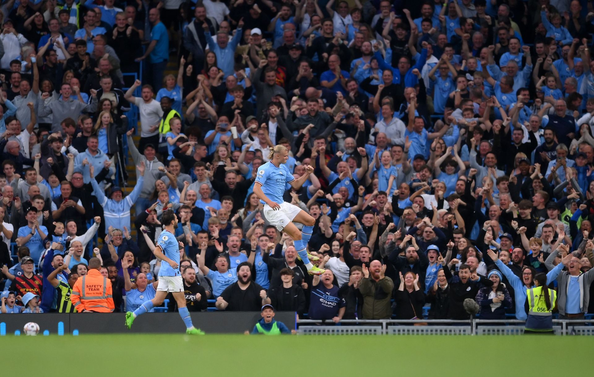 Manchester City v Nottingham Forest - Premier League