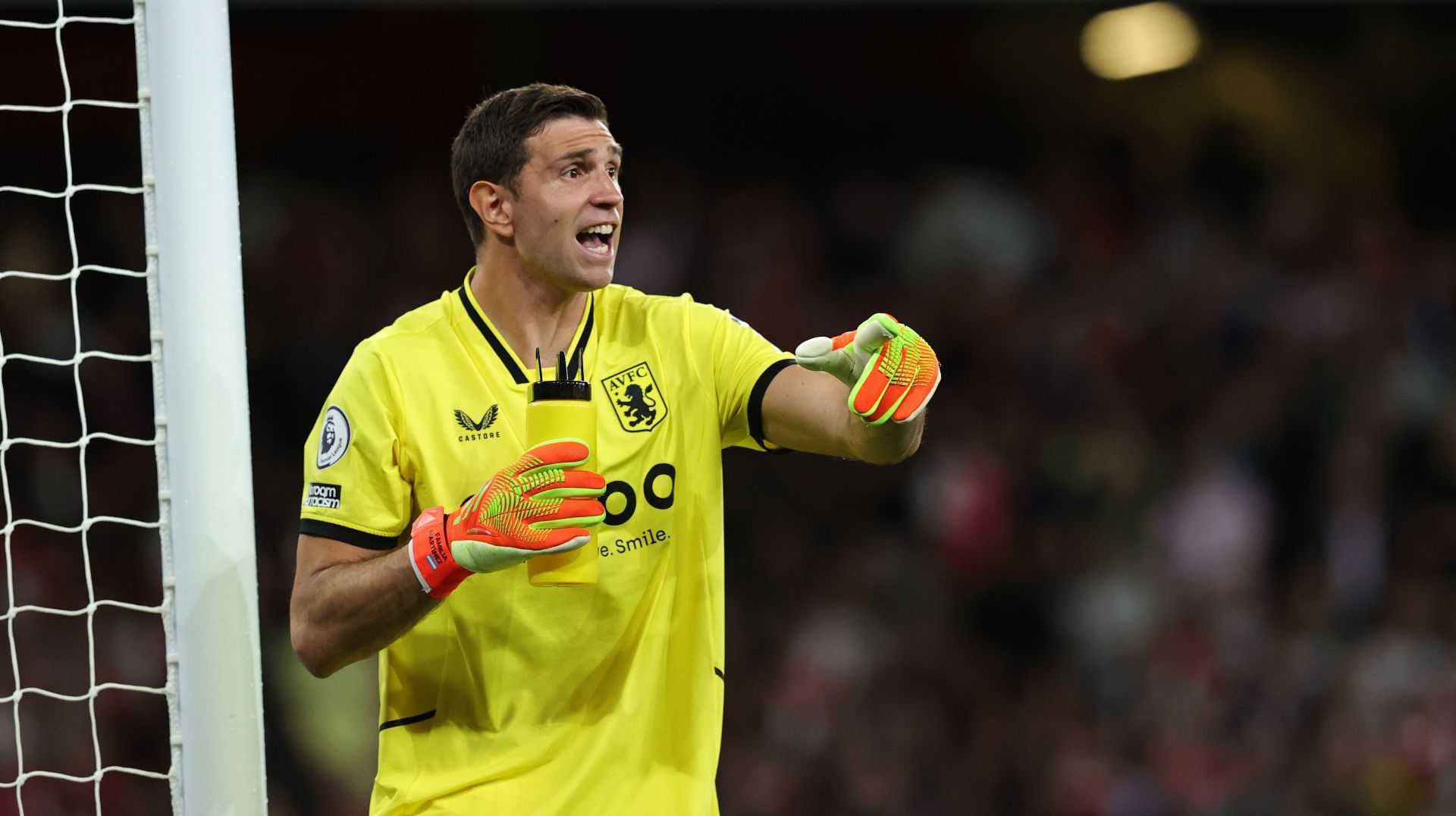Emiliano Martinez has admirers at Old Trafford.