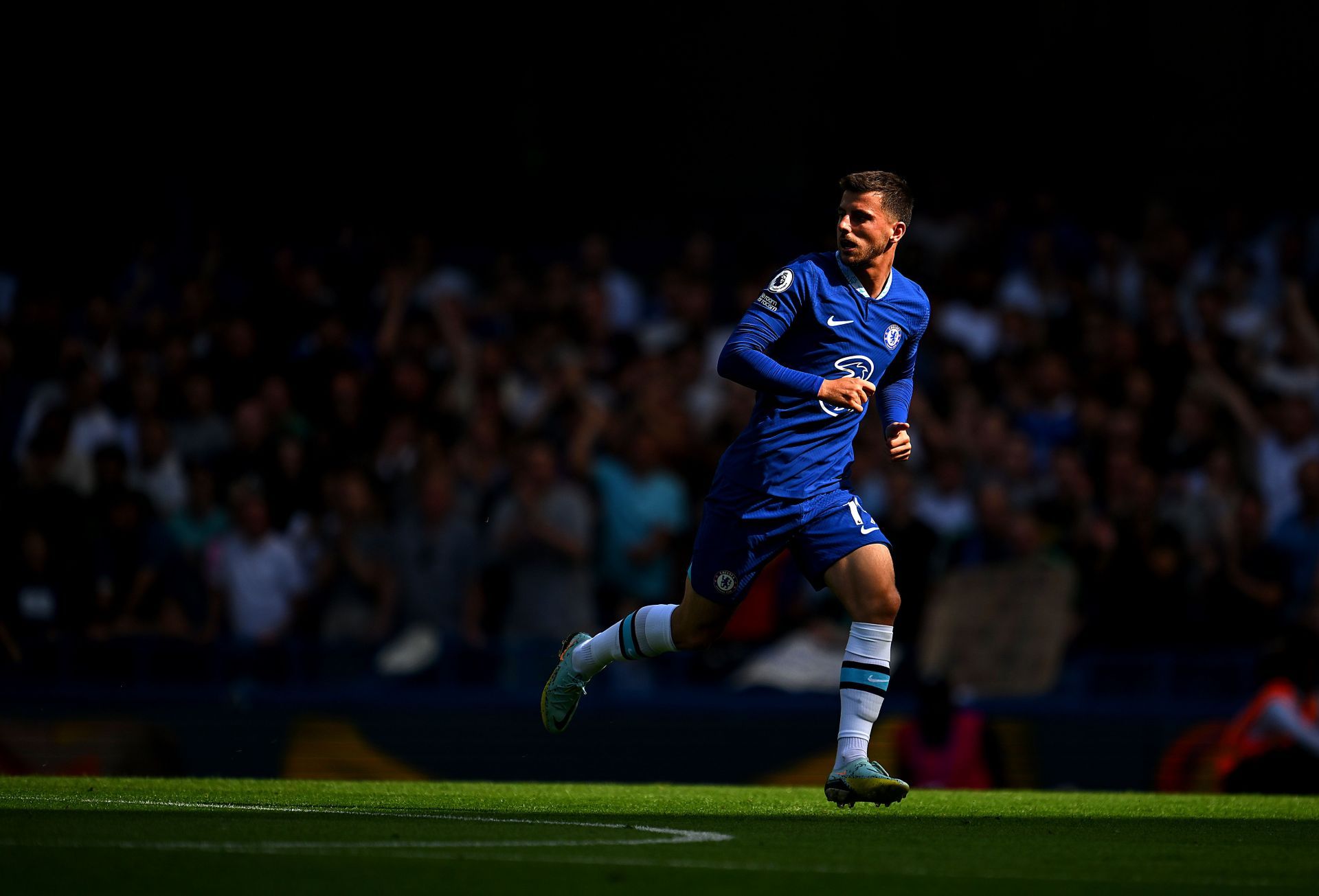 Mason Mount is likely to sign a new deal at Stamford Bridge.