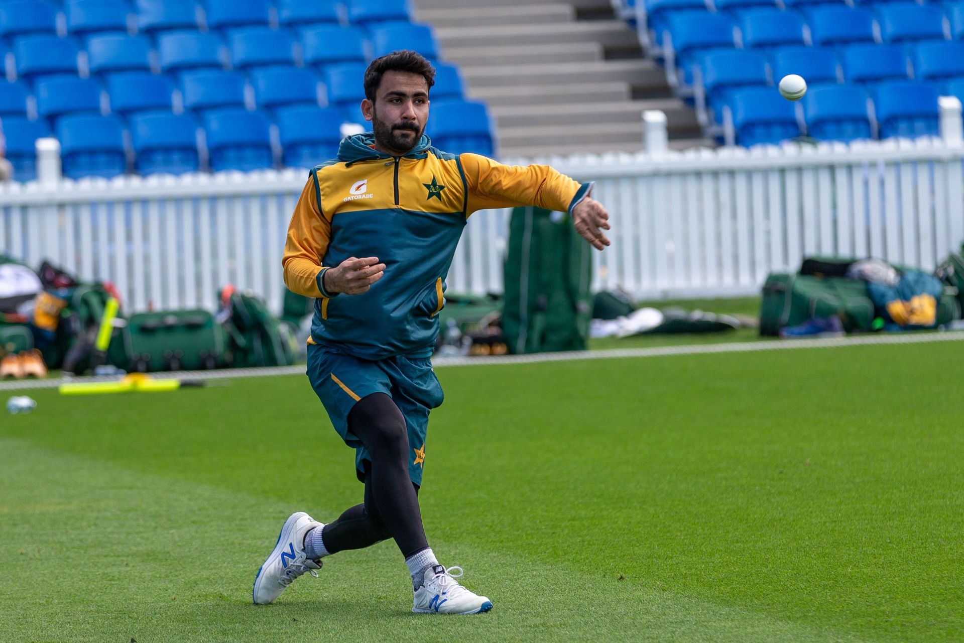 Khushdil Shah played a match-winning cameo of 35 runs against Hong Kong. (Image: Getty)