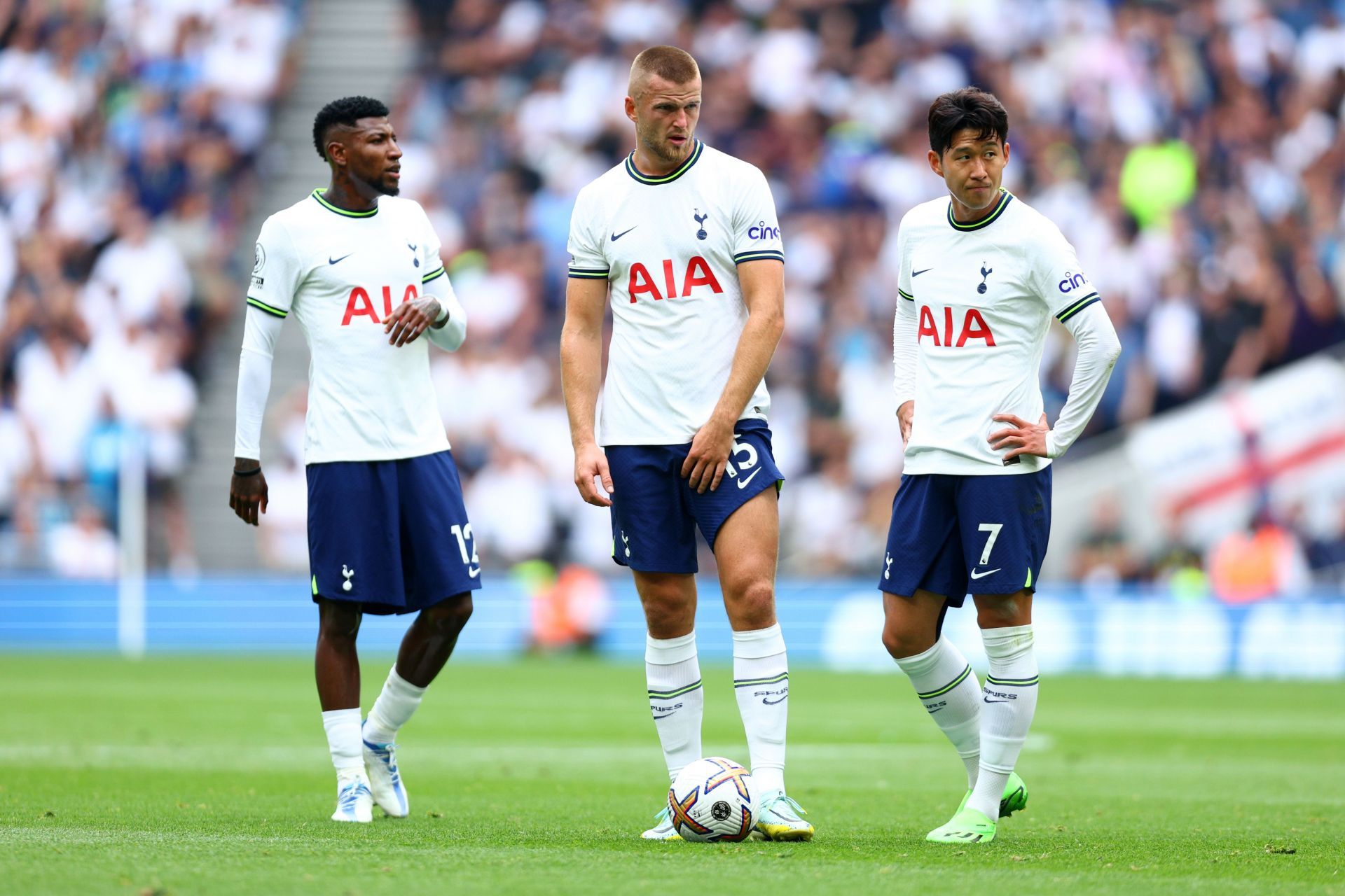 Tottenham Hotspur v Fulham FC - Premier League