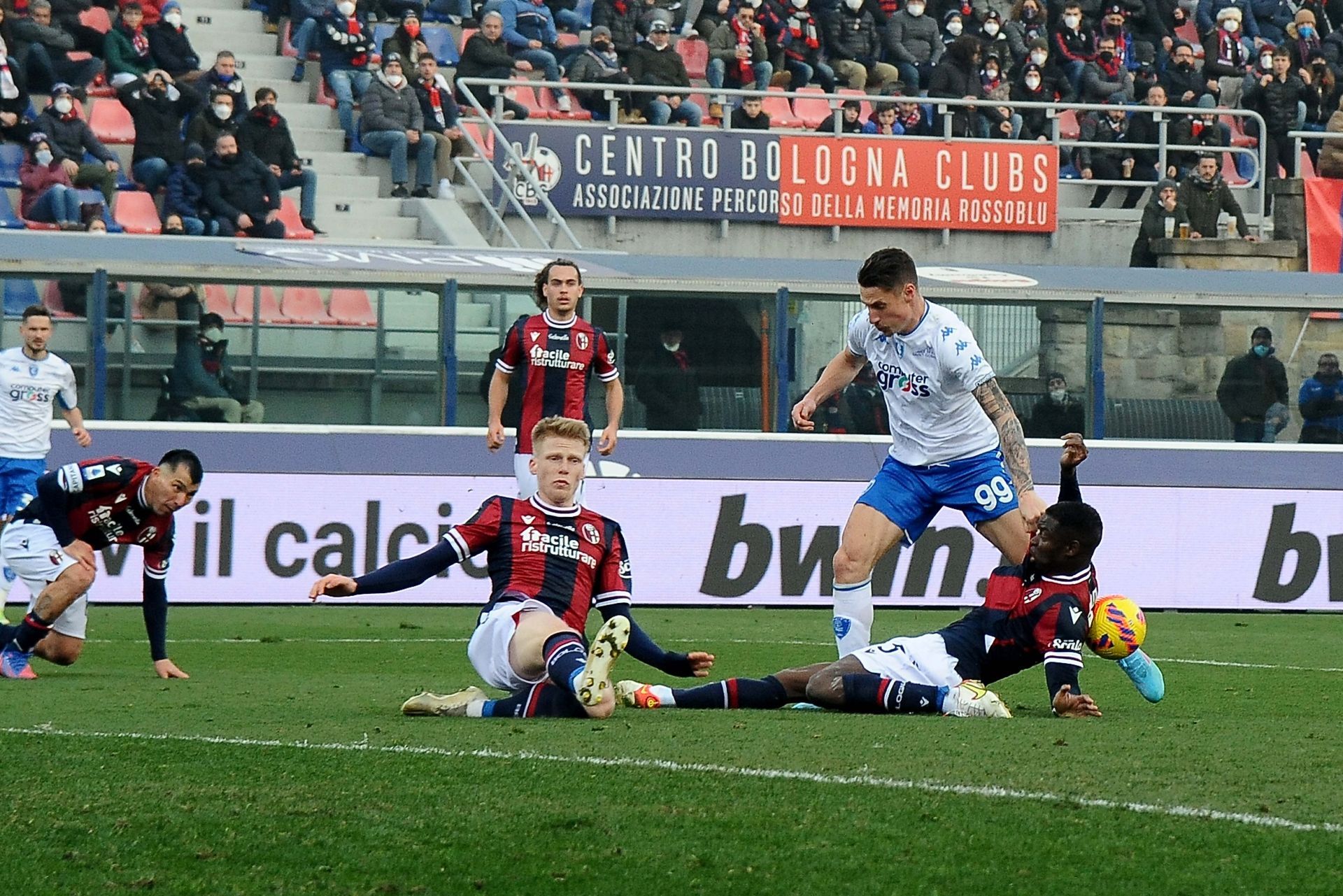 Bologna FC v Empoli FC - Serie A