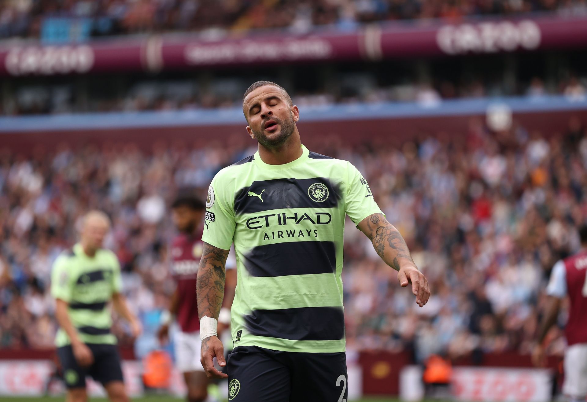 Aston Villa v Manchester City - Premier League