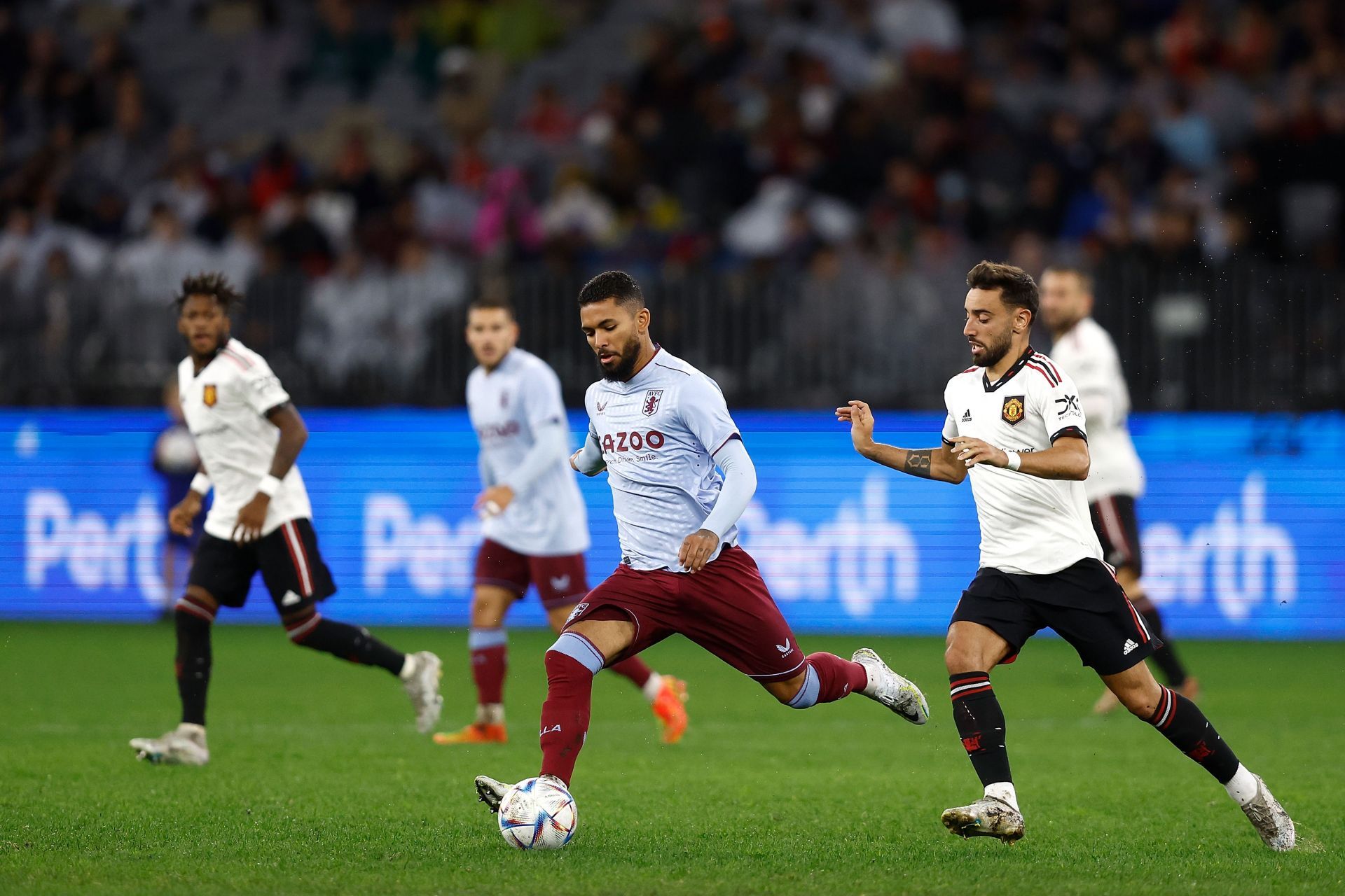 Douglas Luiz has admirers at the Emirates.