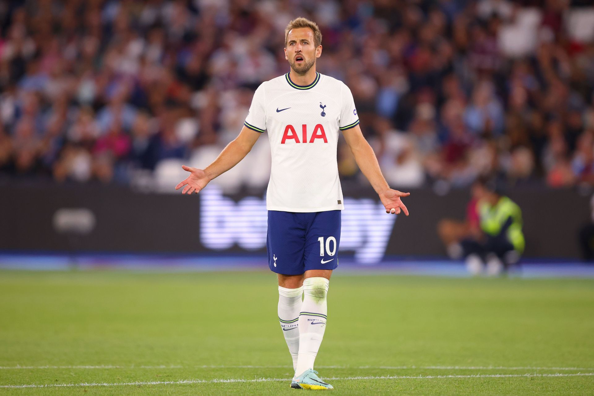 West Ham United v Tottenham Hotspur - Premier League