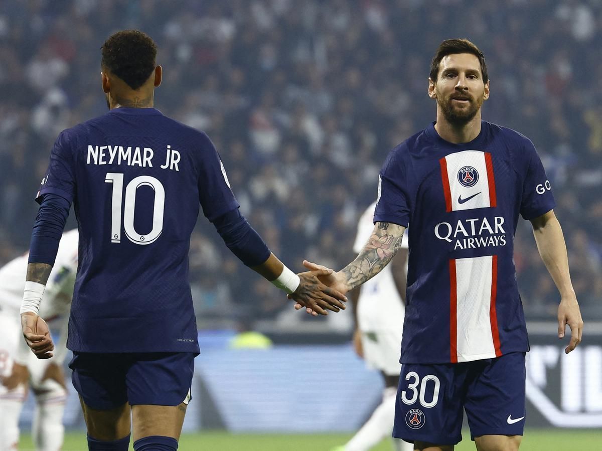Neymar and Lionel Messi celebrate scoring to put their team up 1-0.