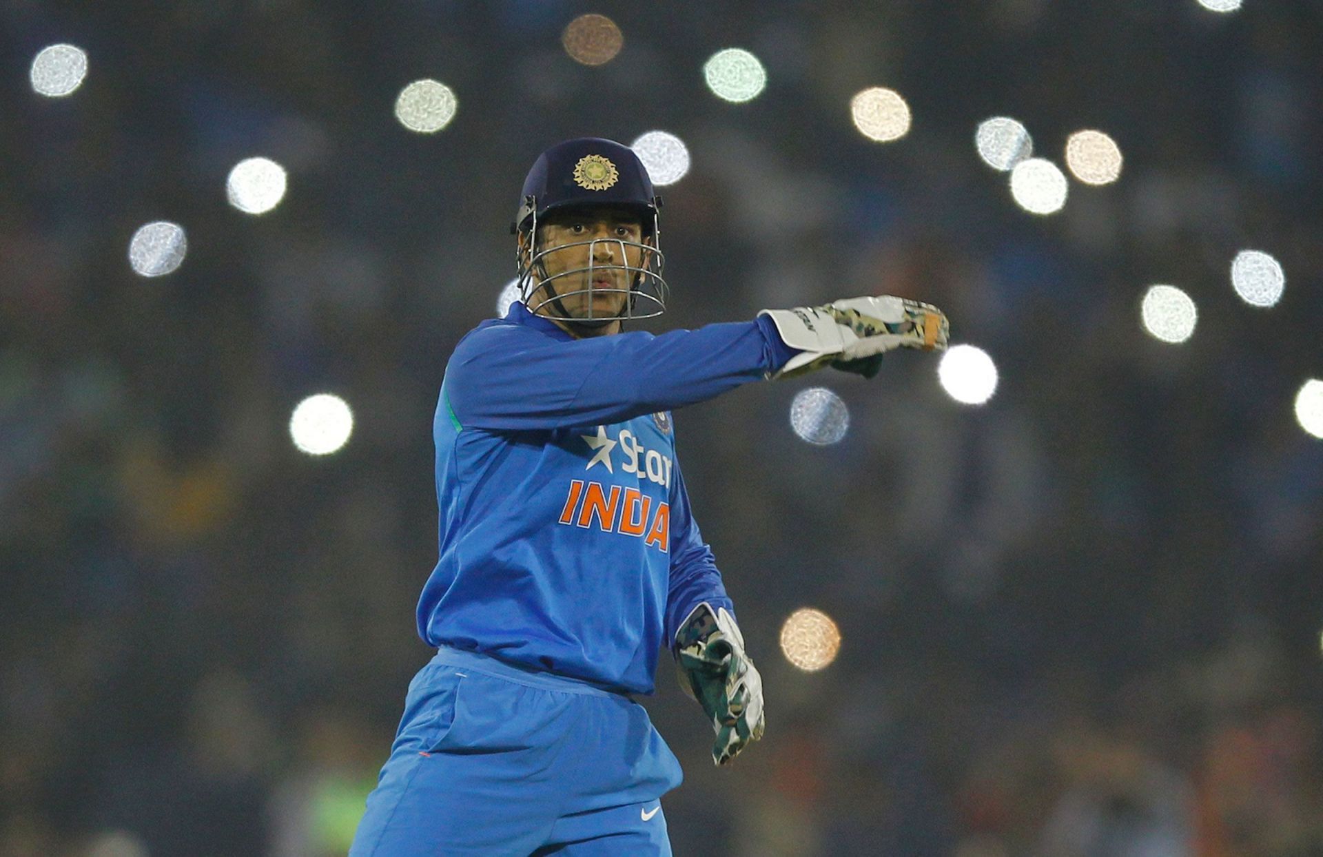 MS Dhoni was a master craftsman with the gloves, but this was an instance in which it didn't quite go to plan. Image source: cricket.com.au