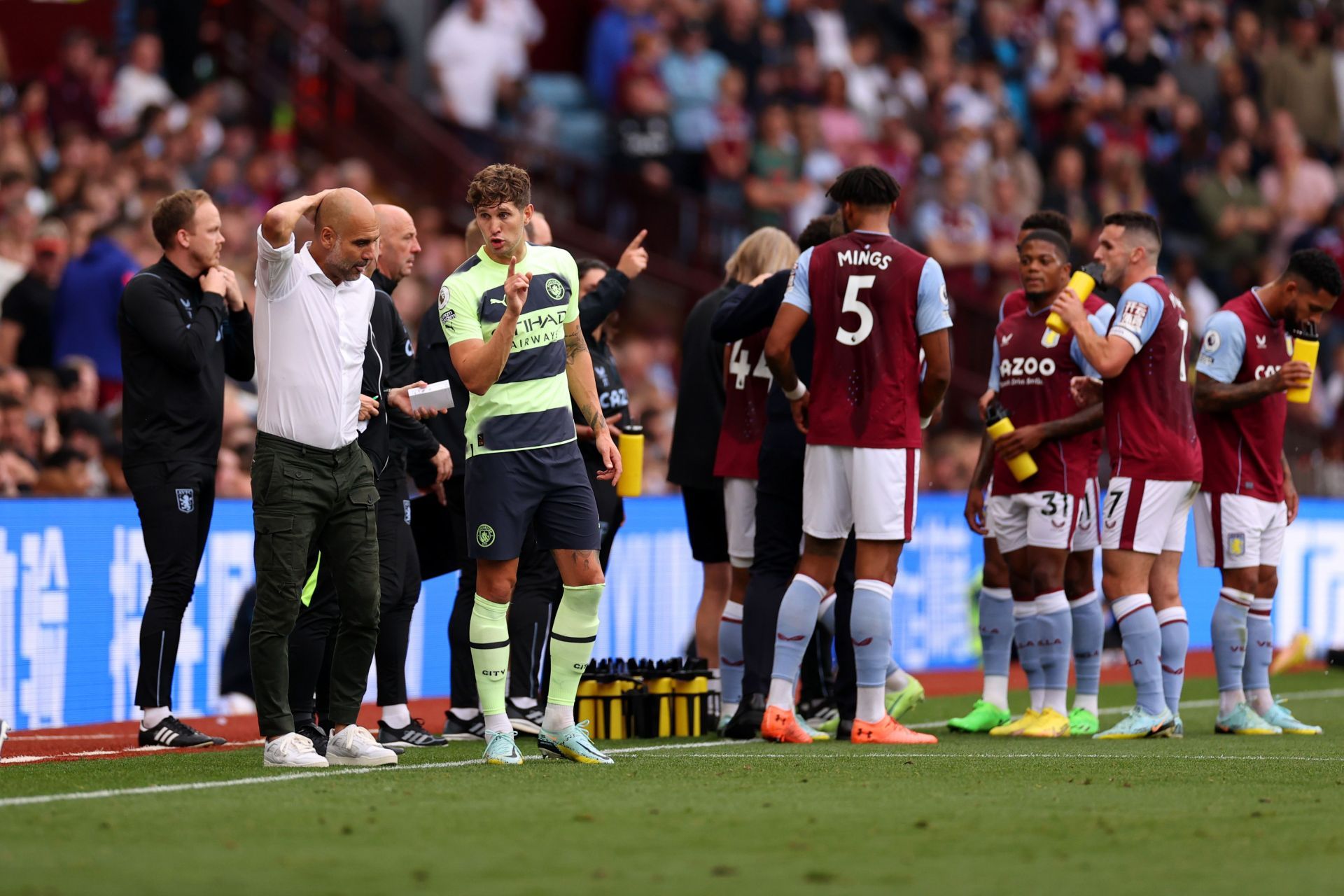 Aston Villa v Manchester City - Premier League