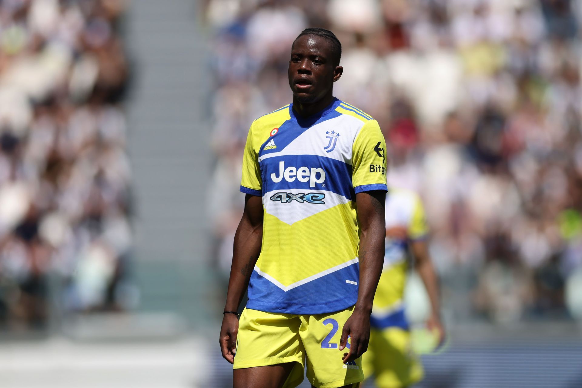 Denis Zakaria arrived at Stamford Bridge this summer.