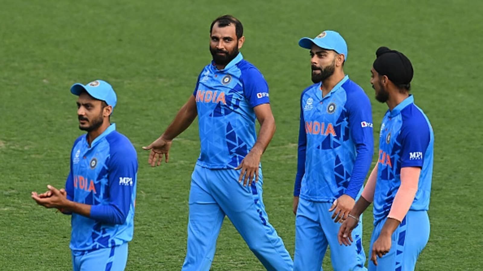 T20 World Cup 2022: &quot;It is not easy to just come out of the dressing room and get onto bowl&quot; - Danish Kaneria lauds Mohammed Shami for his final-over heroics against Australia 