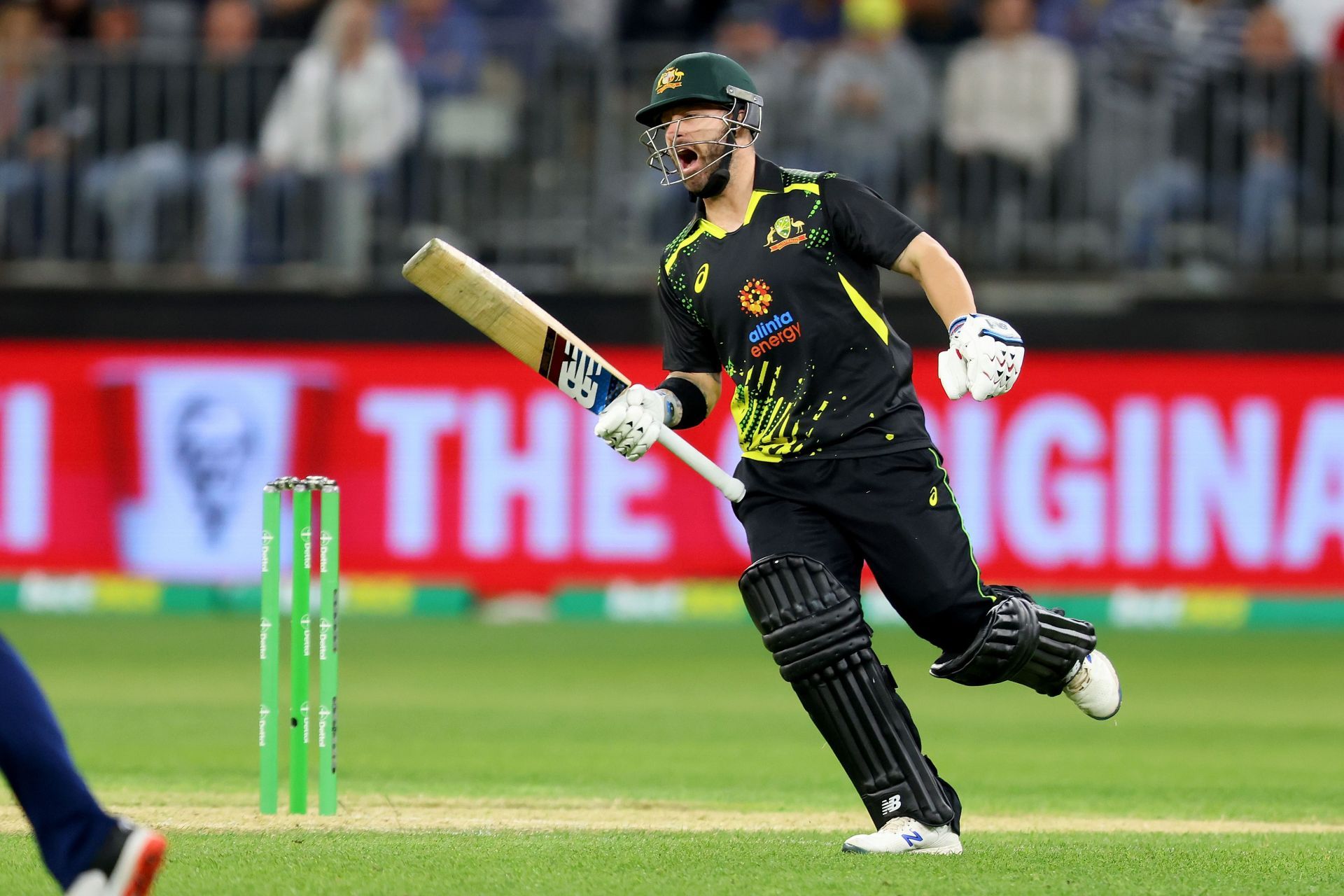 Australia v England - T20I Series: Game 1