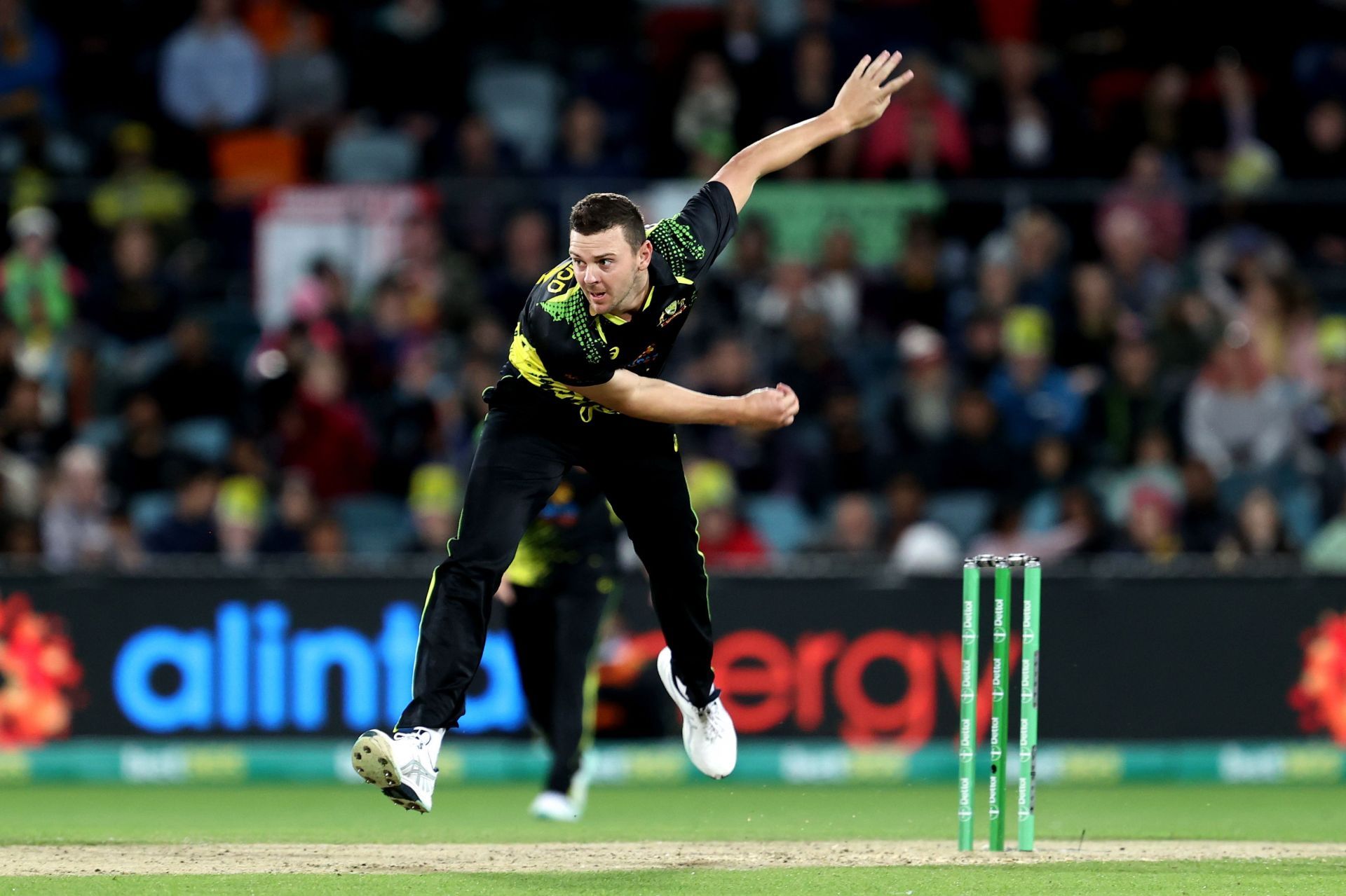 Australia v England - T20I Series: Game 3