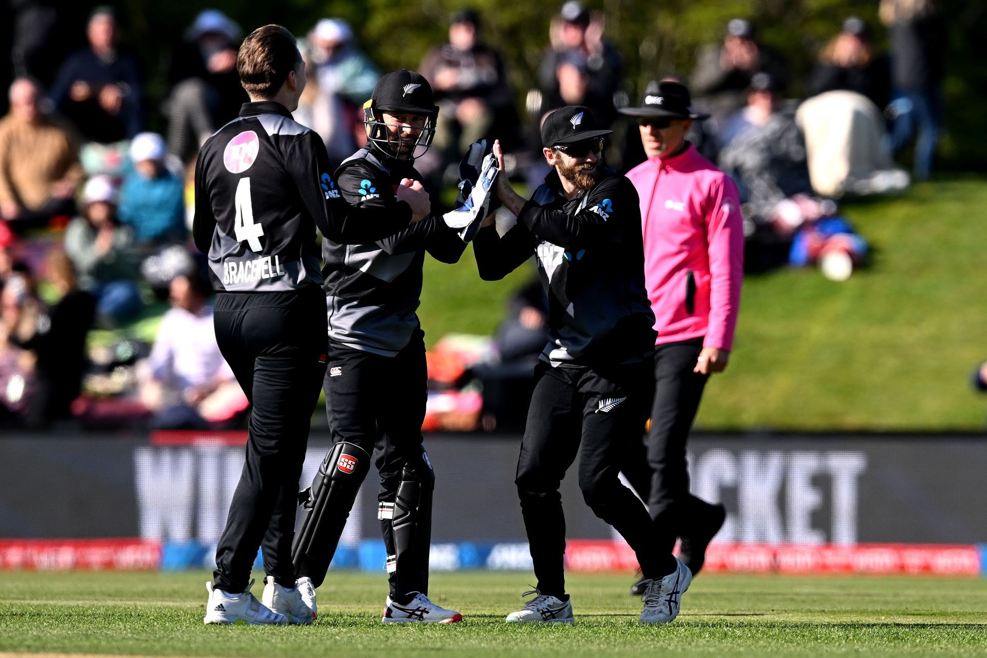 New Zealand v Pakistan: Final - Tri-Series