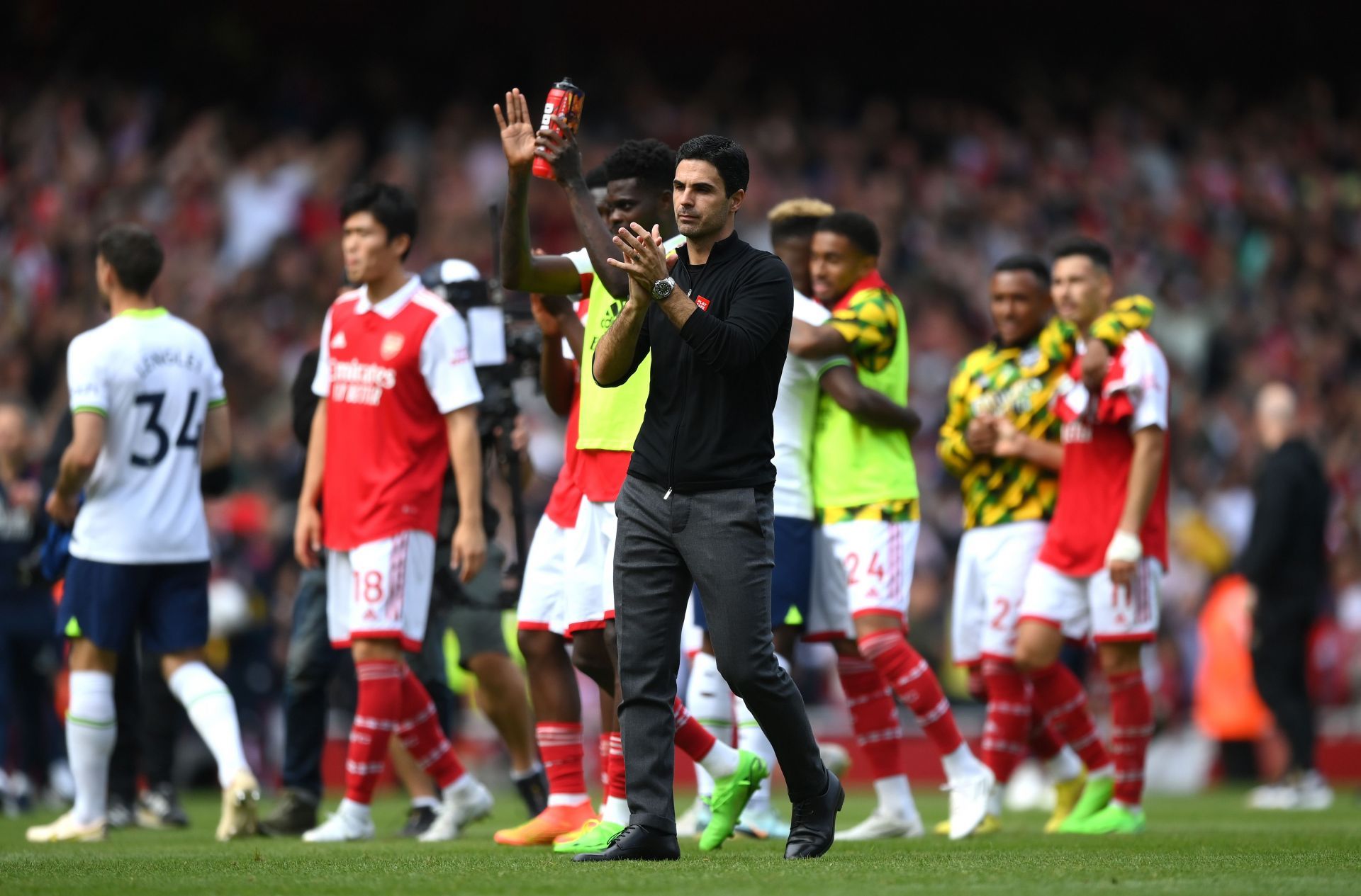 Arsenal FC vs. Tottenham Hotspur - Premier League.