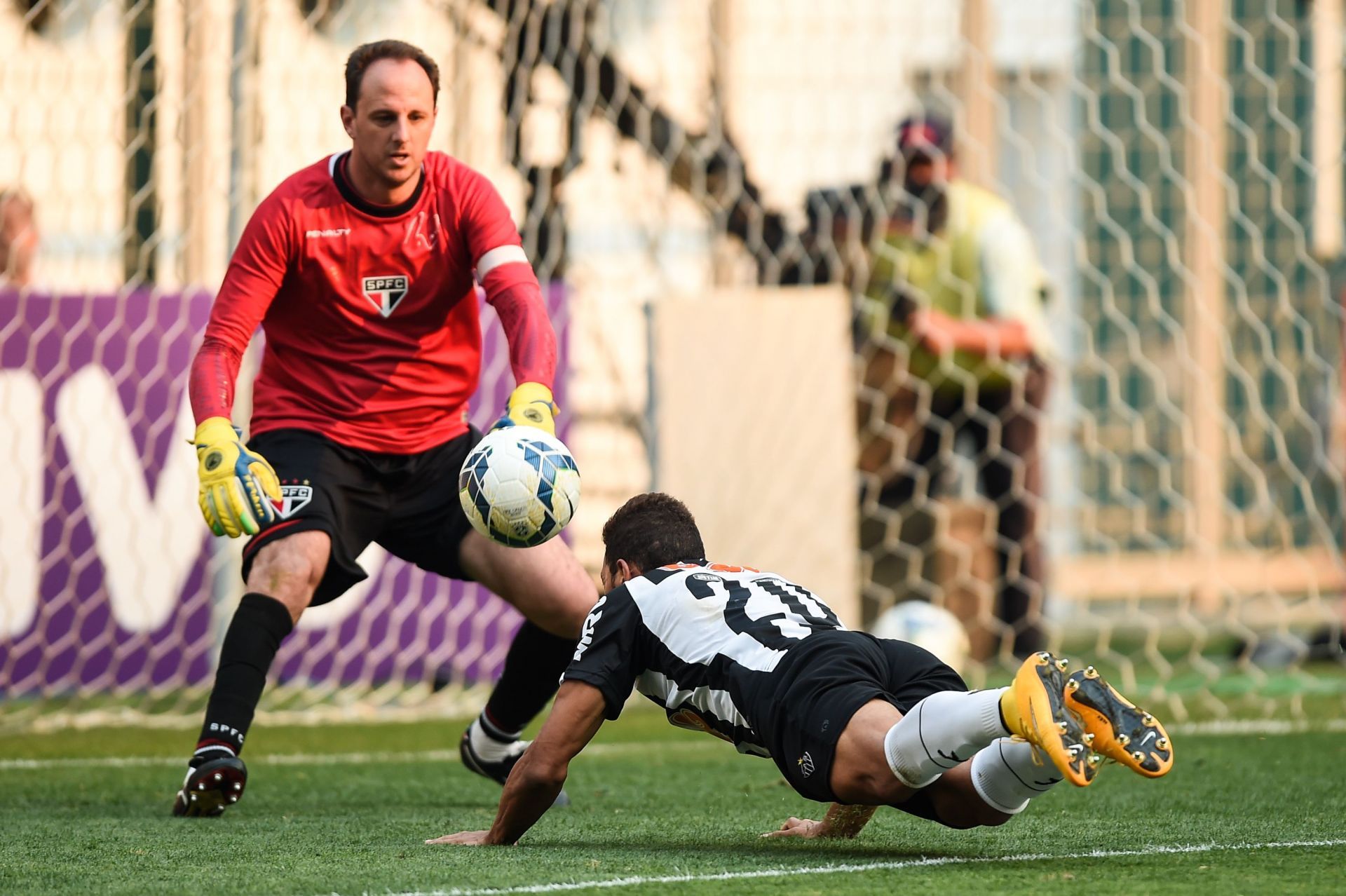 Atletico MG v Sao Paulo - Brasileirao Series A 2014