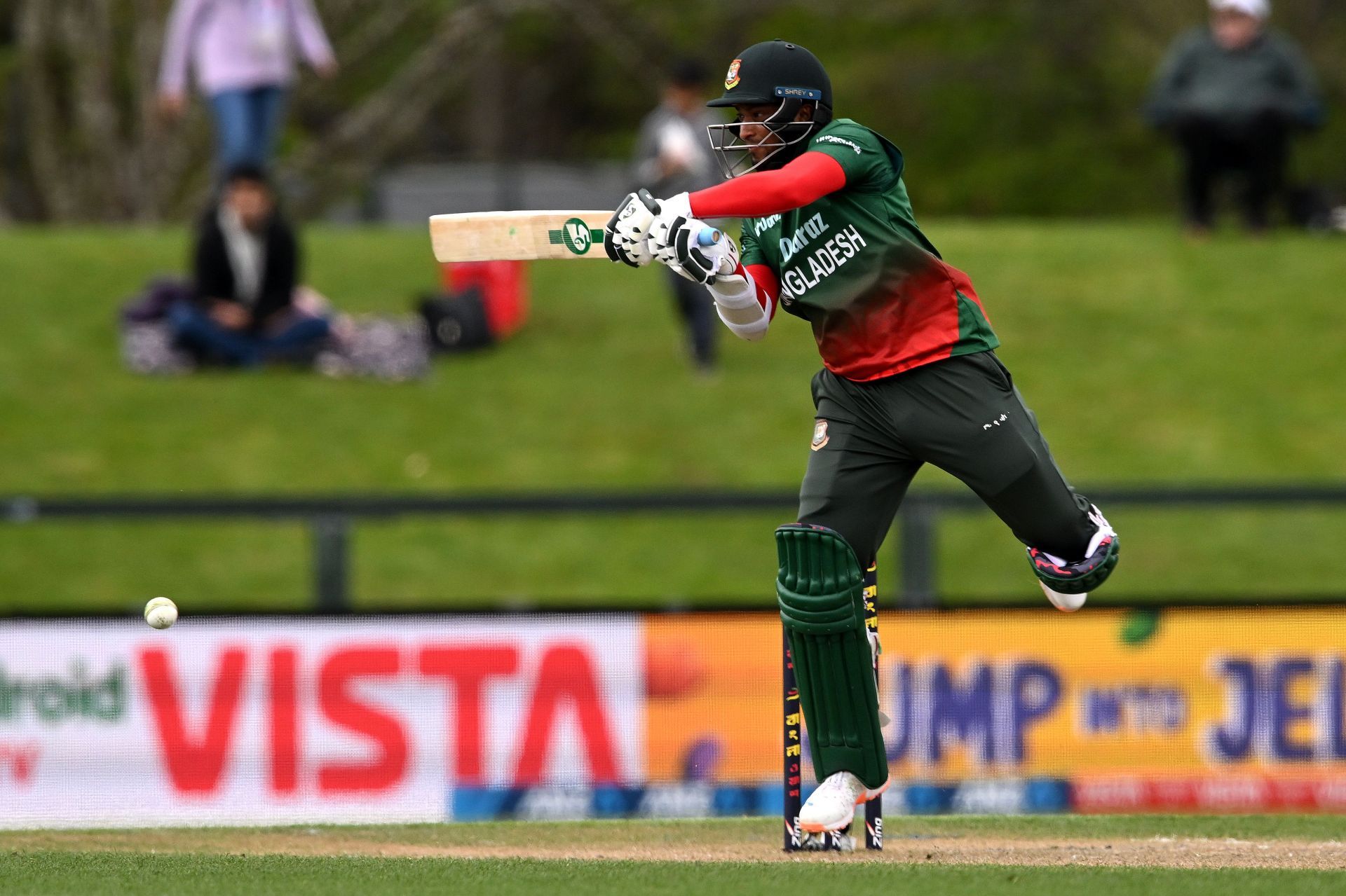 Bangladesh v Pakistan - Tri-Series: 6th T20