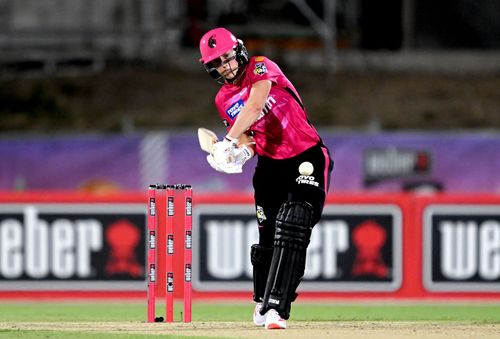 Women's Big Bash League - Brisbane Heat vs Sydney Sixers