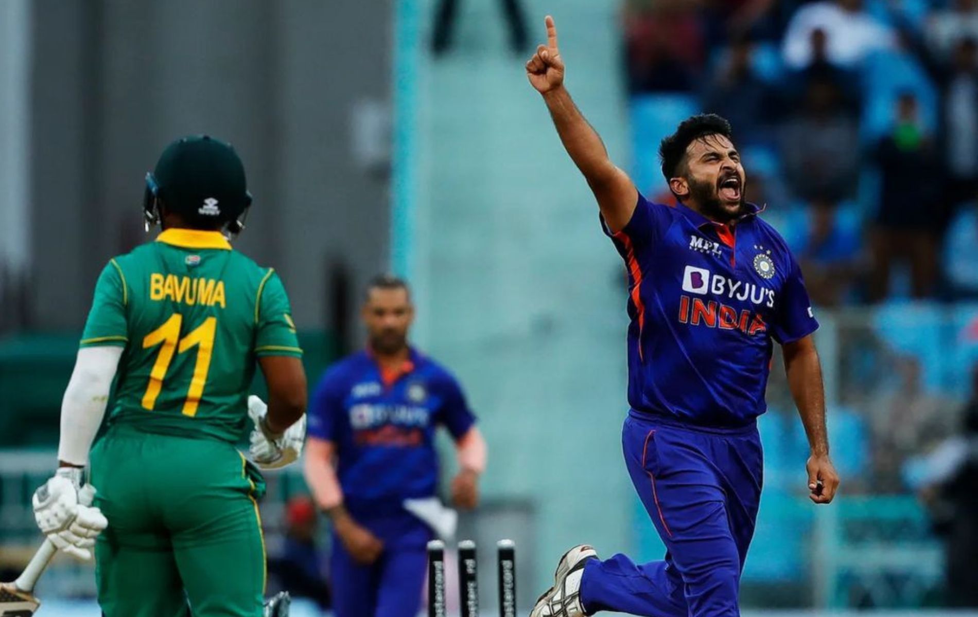 Shardul Thakur (R) celebrates a wicket. (Pic: Instagram)