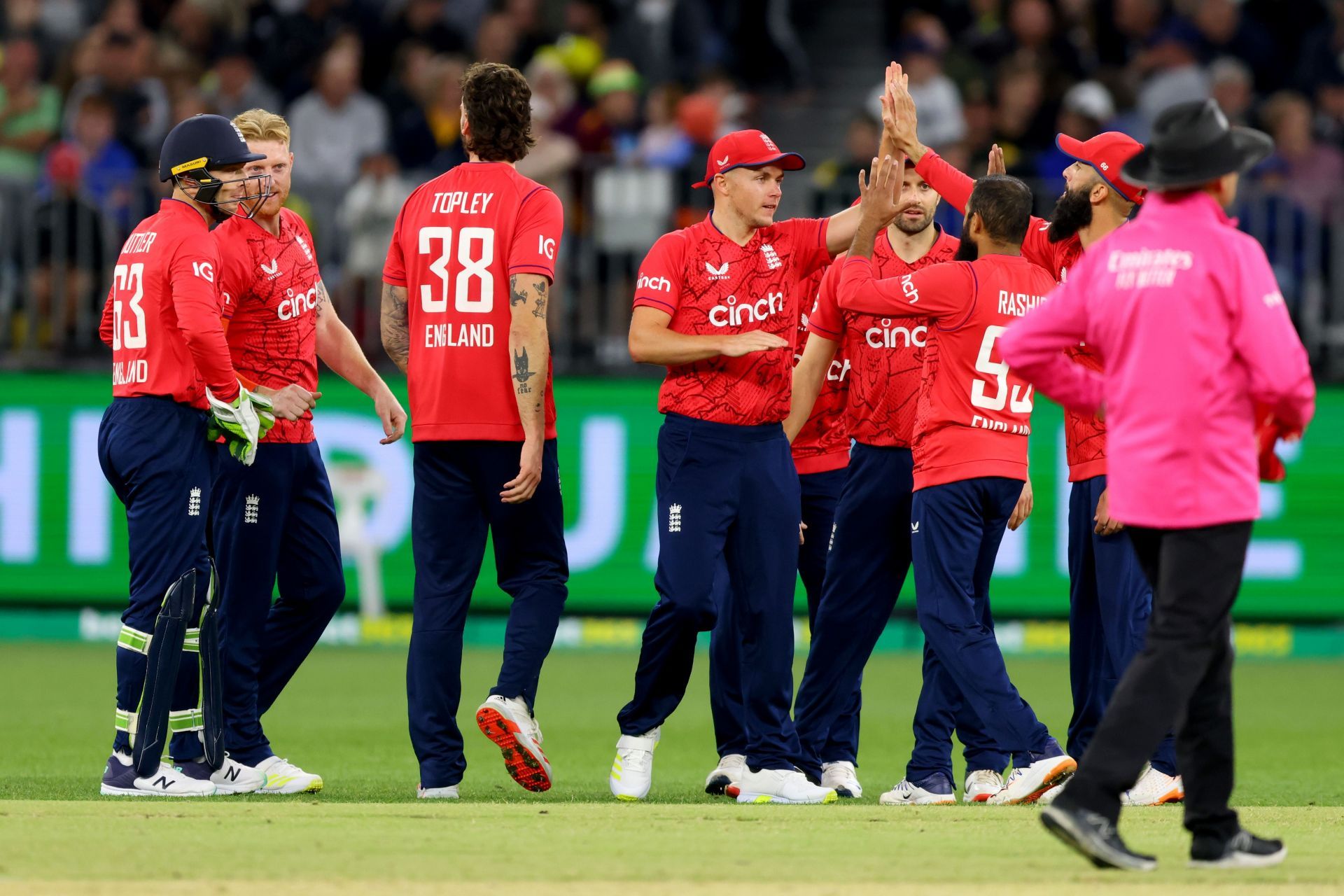 Australia v England - T20I Series: Game 1