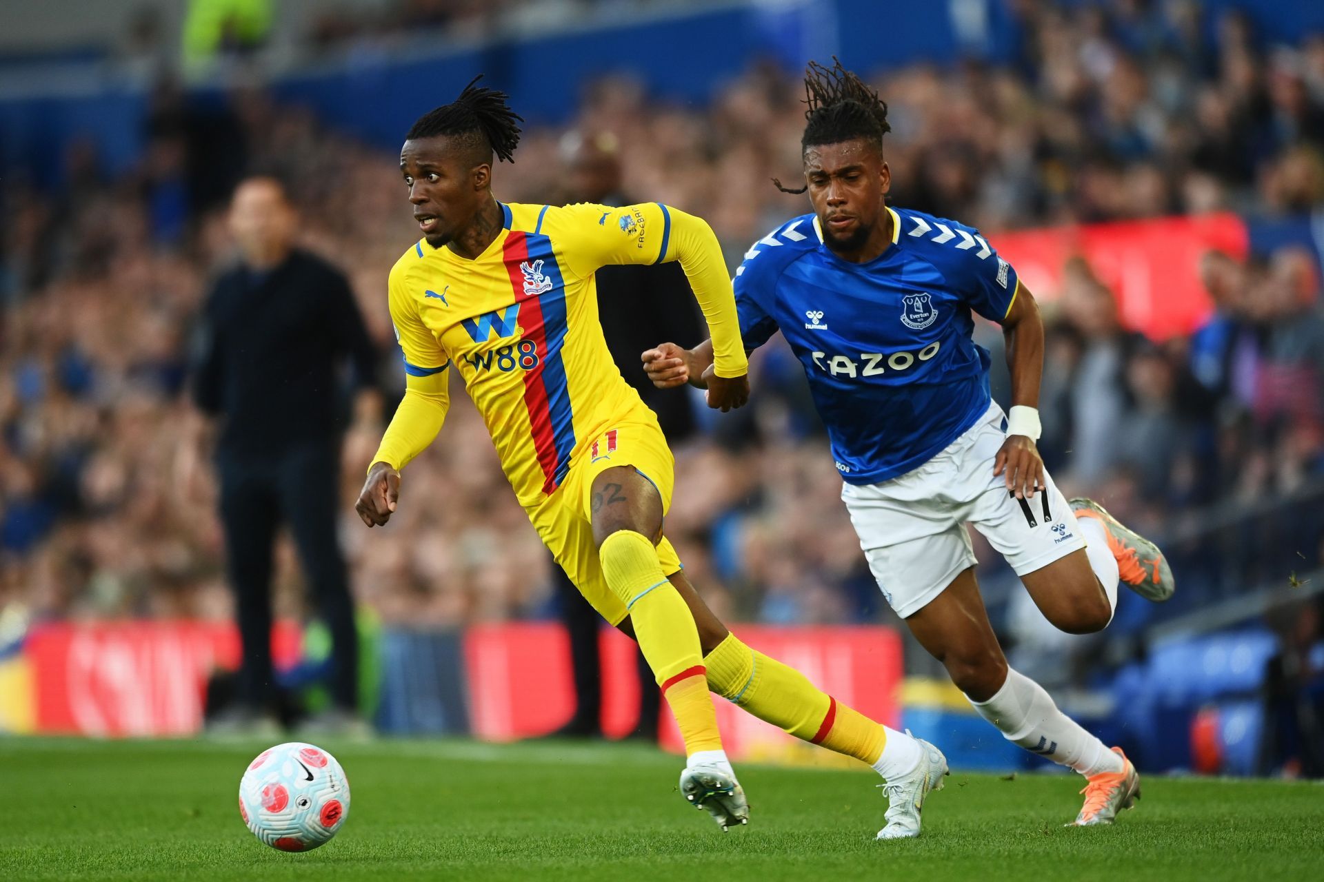 Everton v Crystal Palace - Premier League