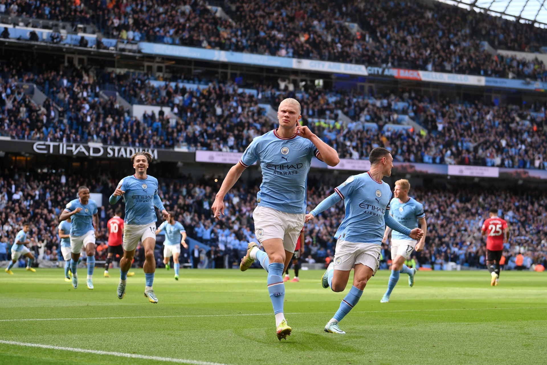 Manchester City v Manchester United - Premier League