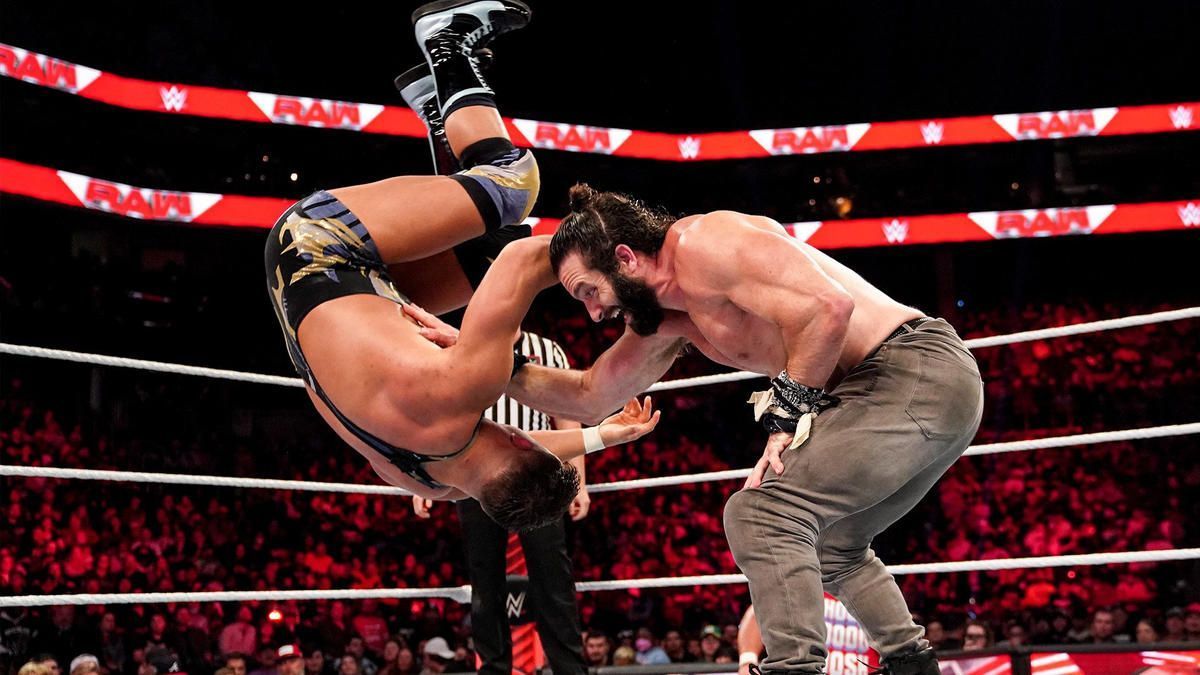 Elias picked up a comeback win on WWE RAW.