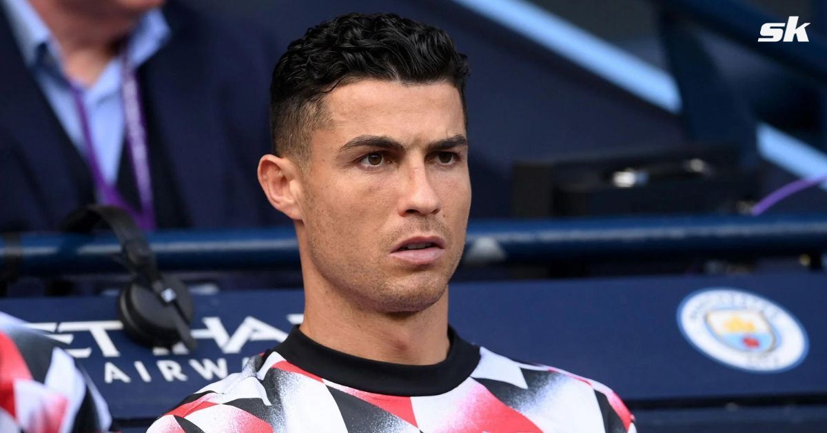 United consider releasing Ronaldo from contract