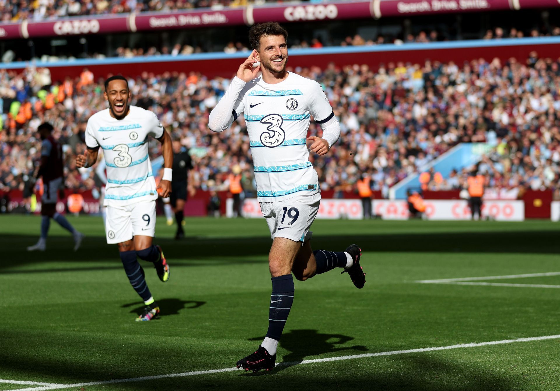 Mount celebrating after scoring against Aston Villa on Sunday.