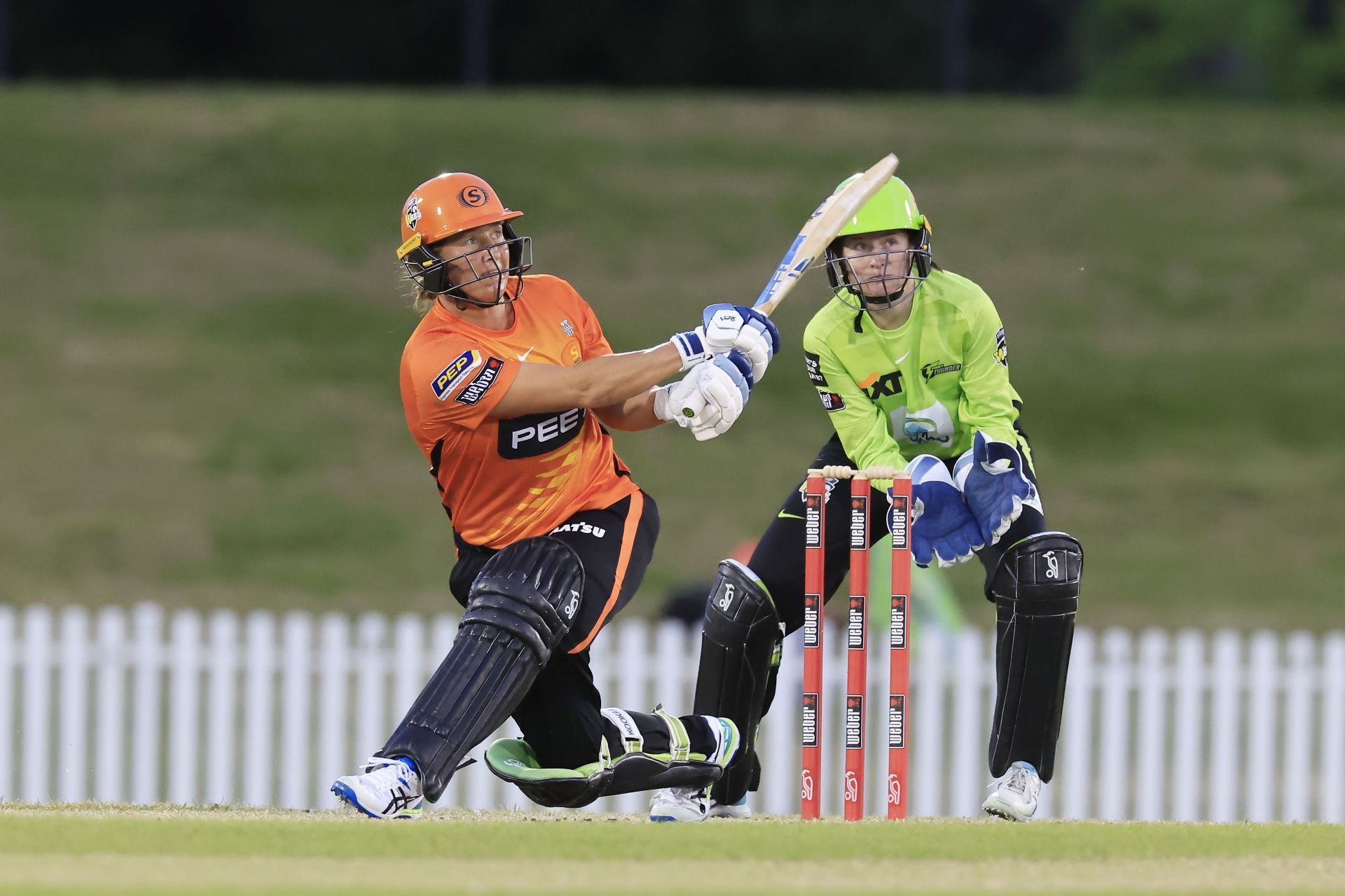 WBBL - Sydney Thunder v Perth Scorchers