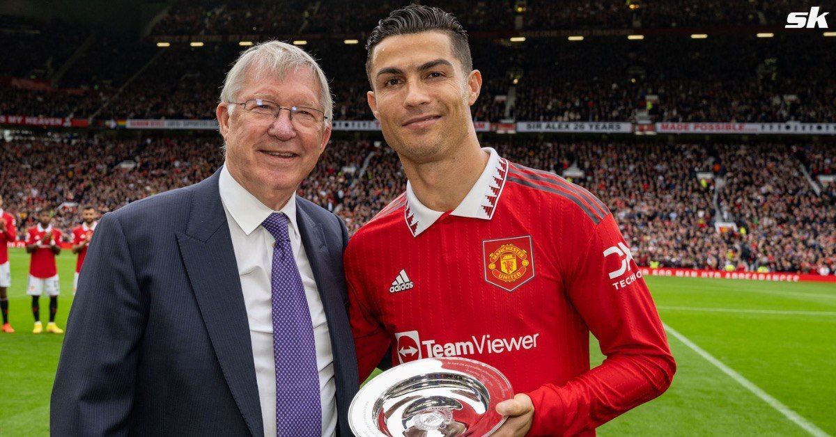 Ronaldo shares heartwarming message after receiving award from Alex Ferguson