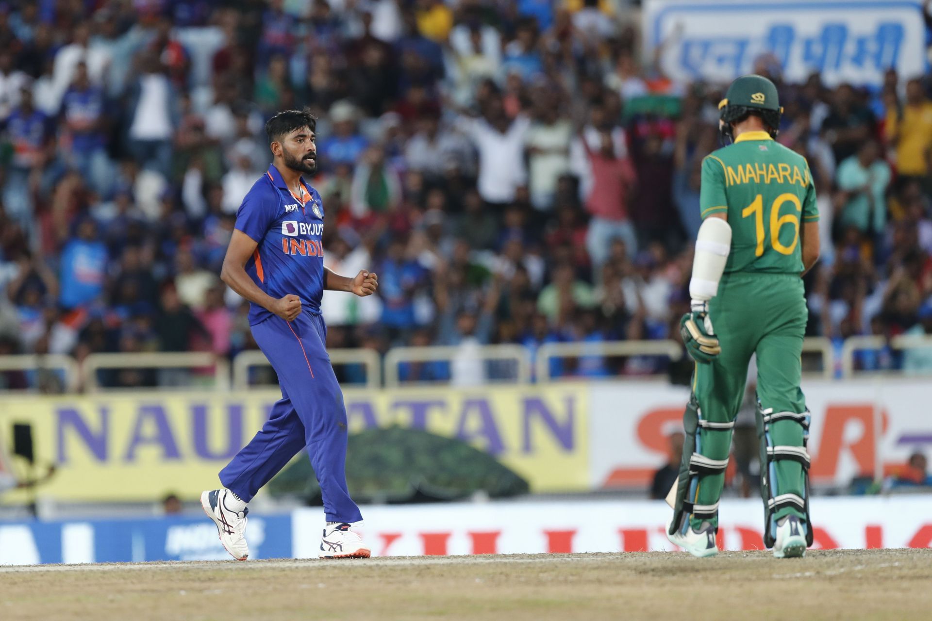 Mohammed Siraj of India celebrates the wicket of Keshav Maharaj. Pic: Getty Images
