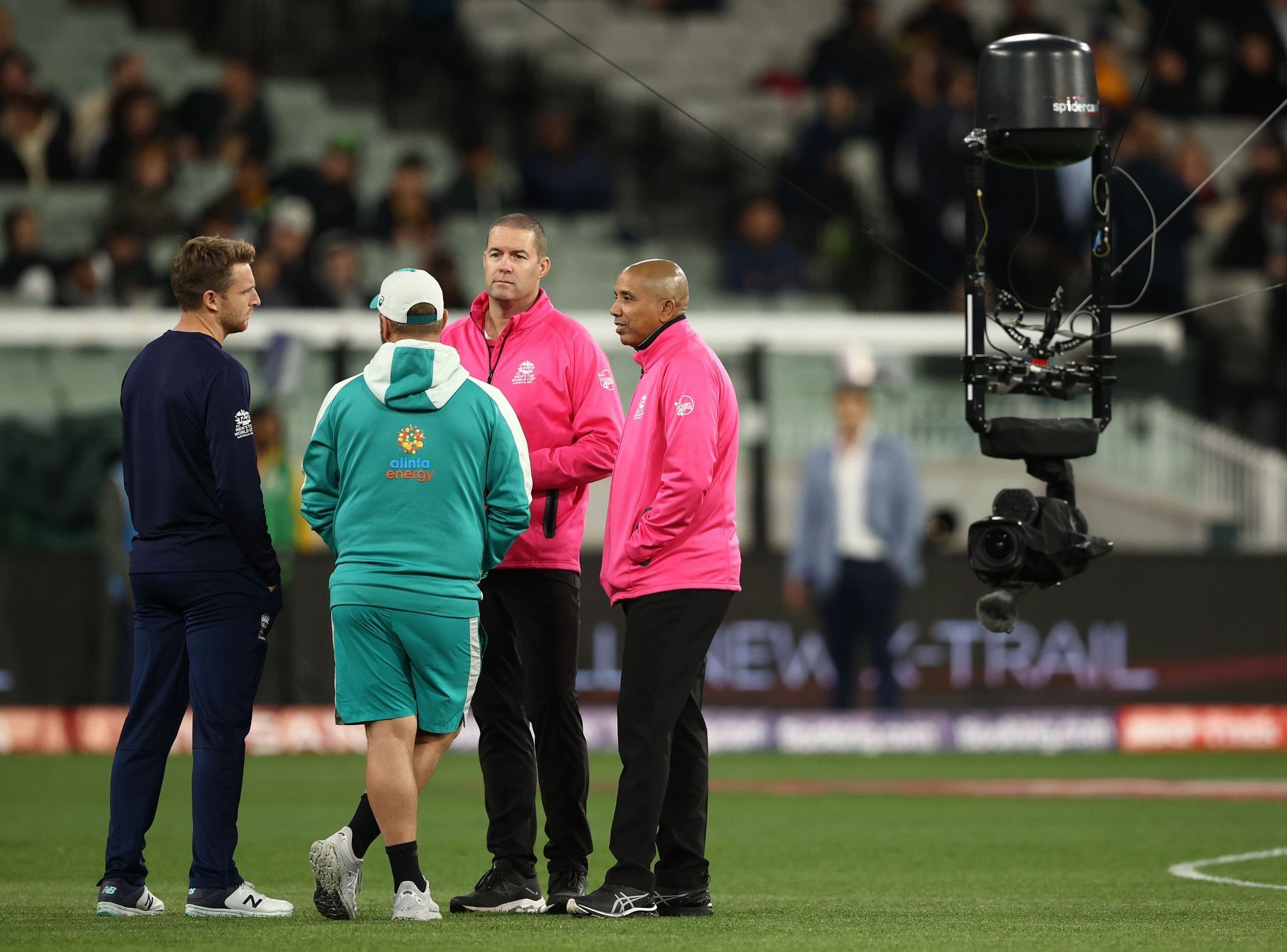 Persistent rain and wet outfield prevented the England-Australia clash at the MCG. (Credits: Getty)