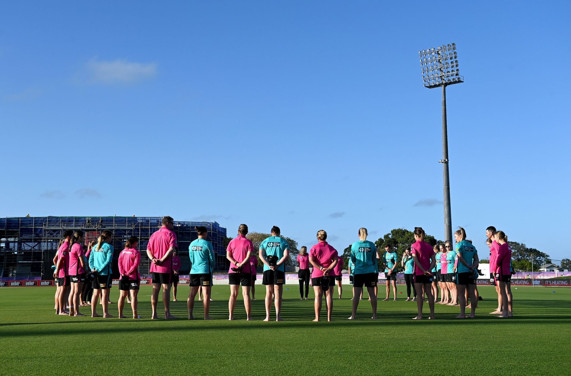 WBBL - Brisbane Heat v Sydney Sixers