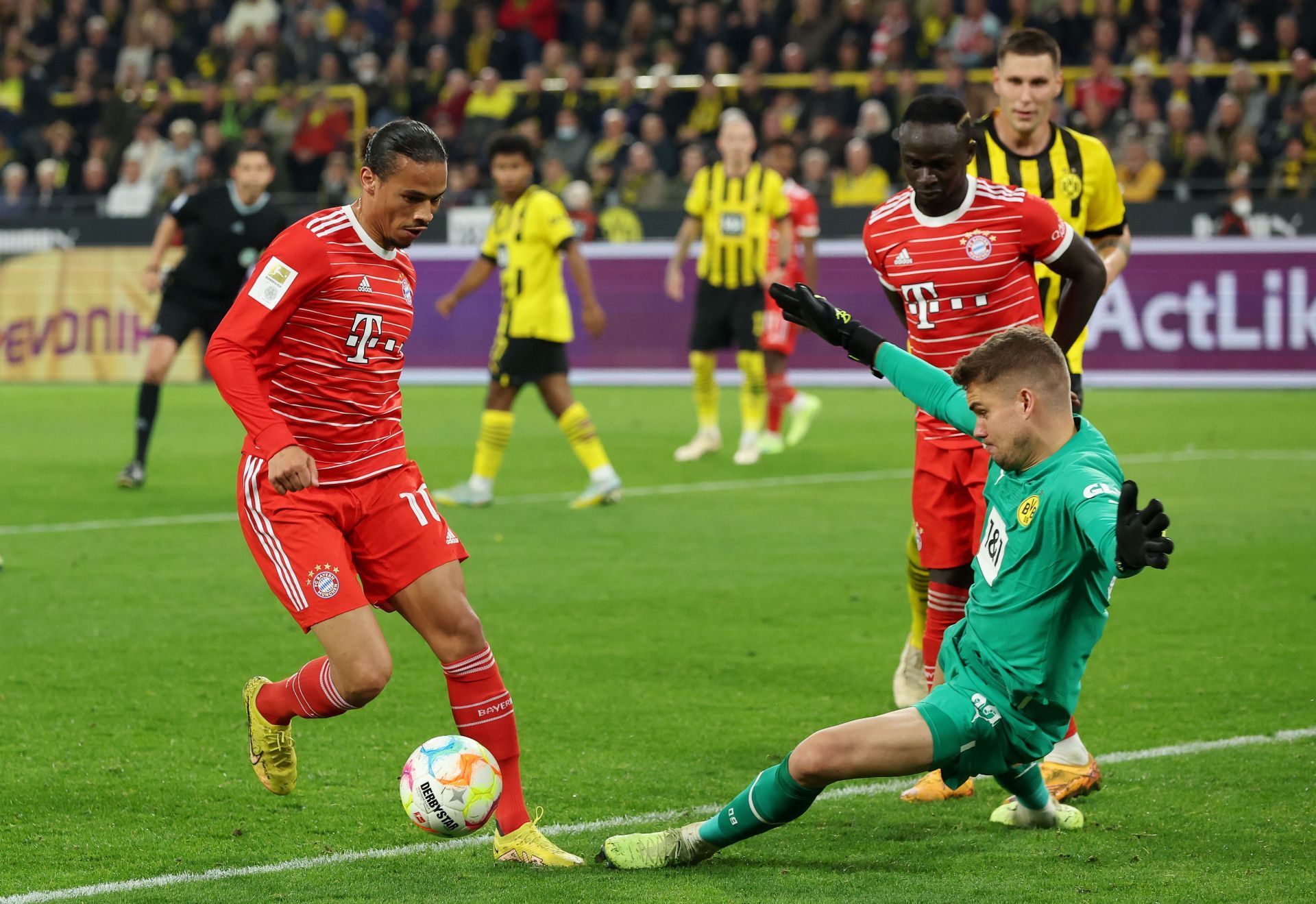 Borussia Dortmund v FC Bayern München - Bundesliga