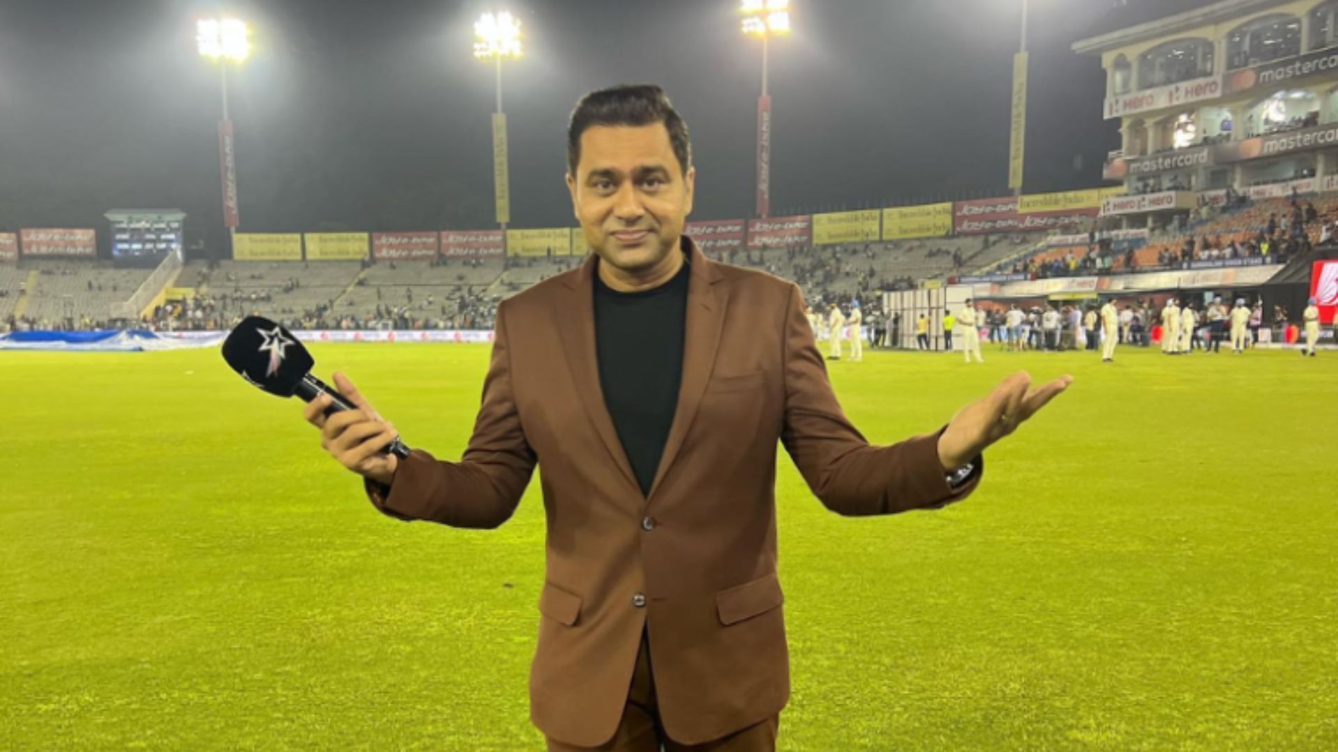 Aakash Chopra questioned the quality of the contests in the ongoing Vijay Hazare Trophy. (P.C.:Twitter)